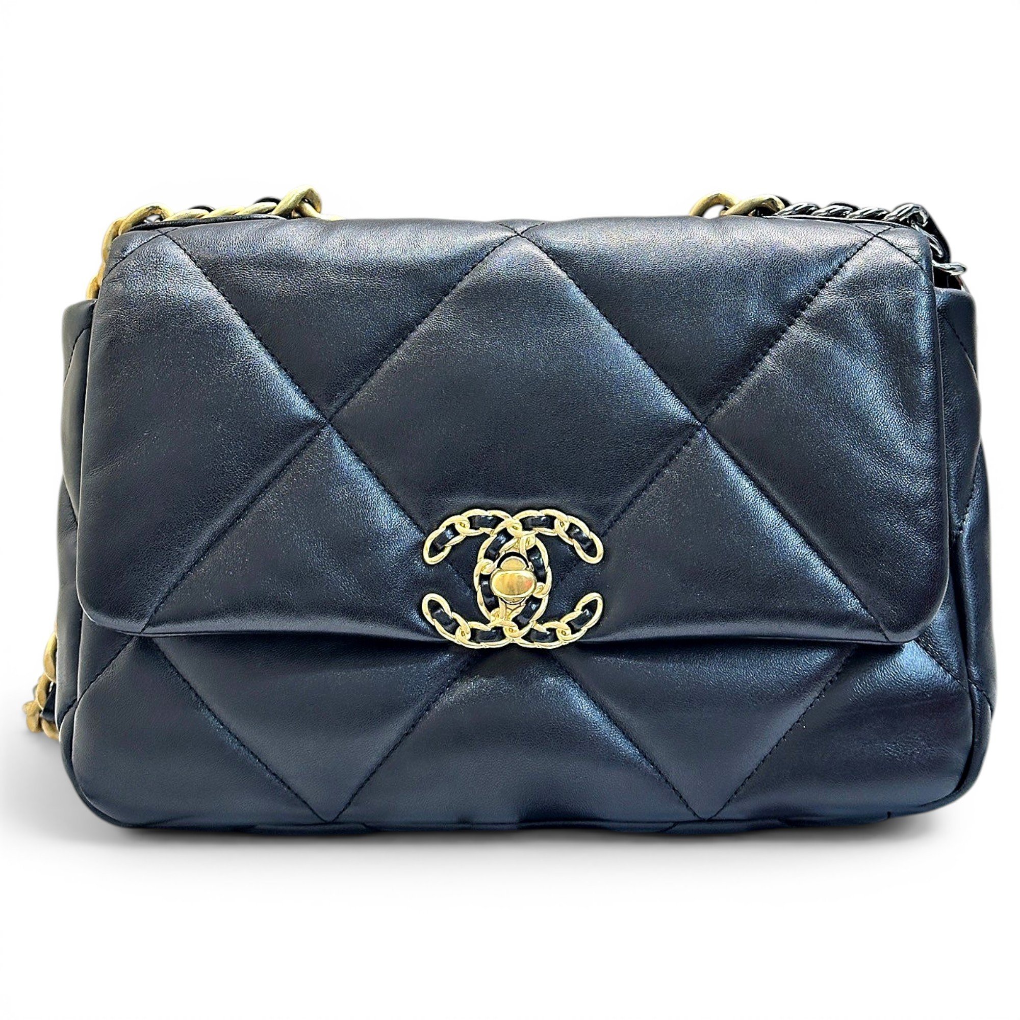 Chanel 19 leather handbag