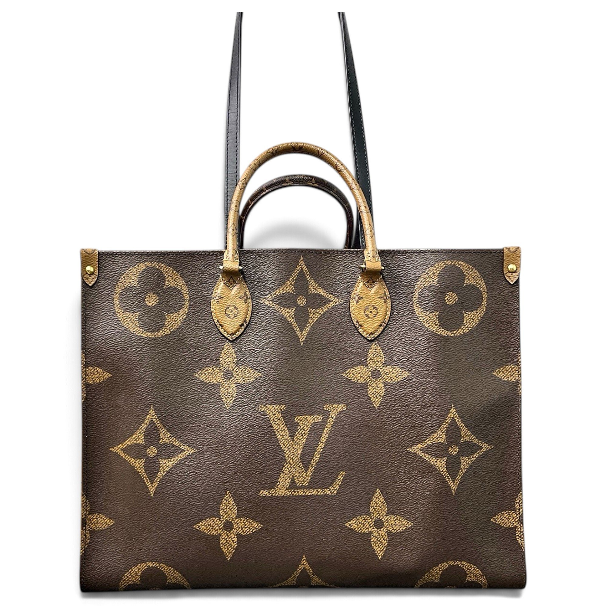 Onthego leather handbag