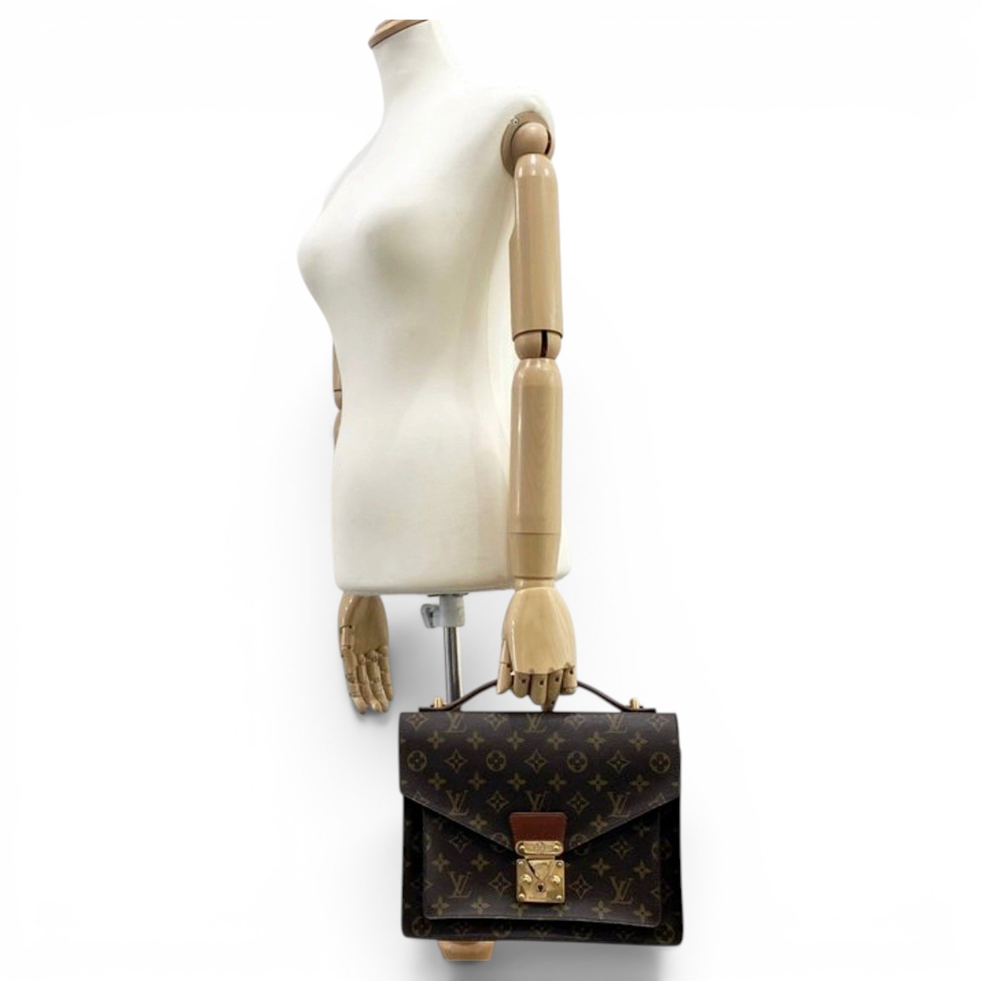 Concorde leather handbag