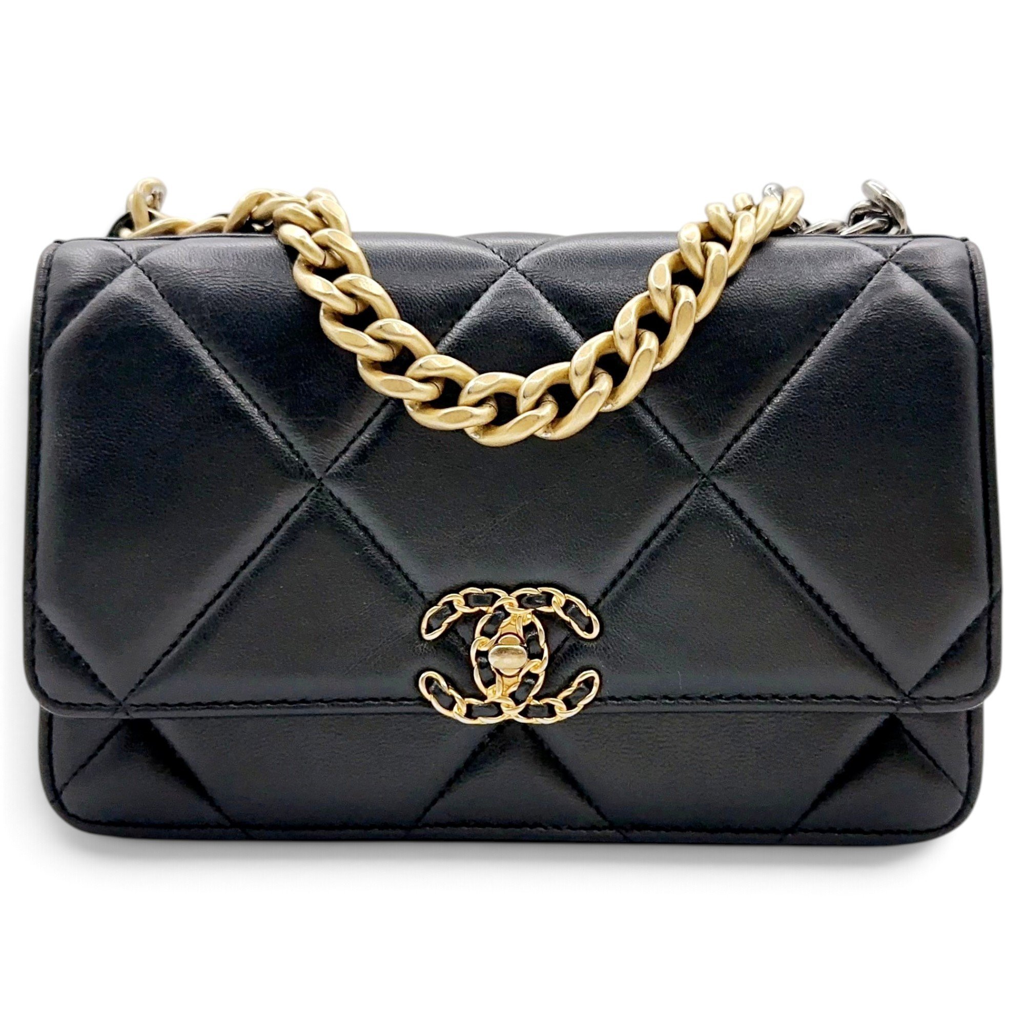 Wallet On Chain Chanel 19 leather handbag