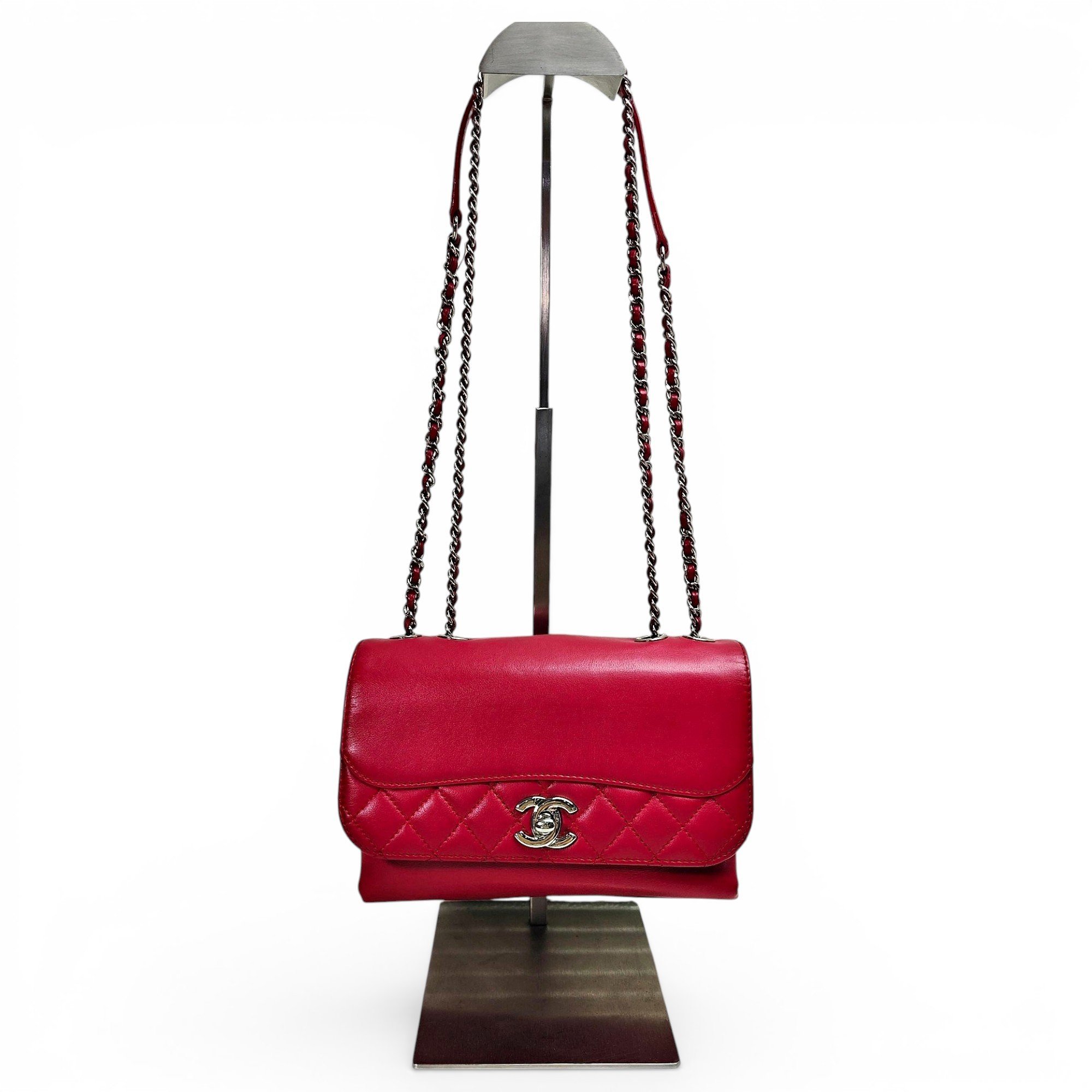 Timeless/Classique leather crossbody bag
