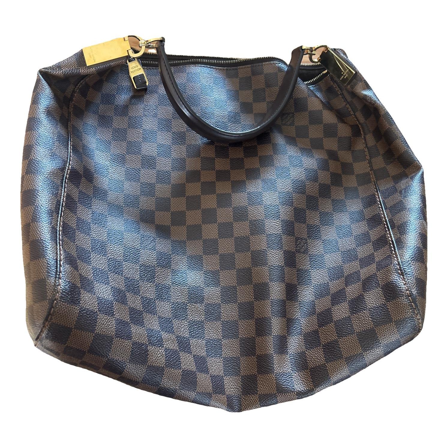 Graceful leather handbag