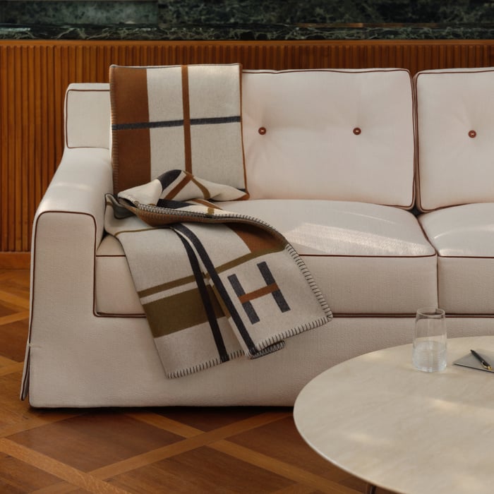 Miel Avalon Clairiere Square Blanket