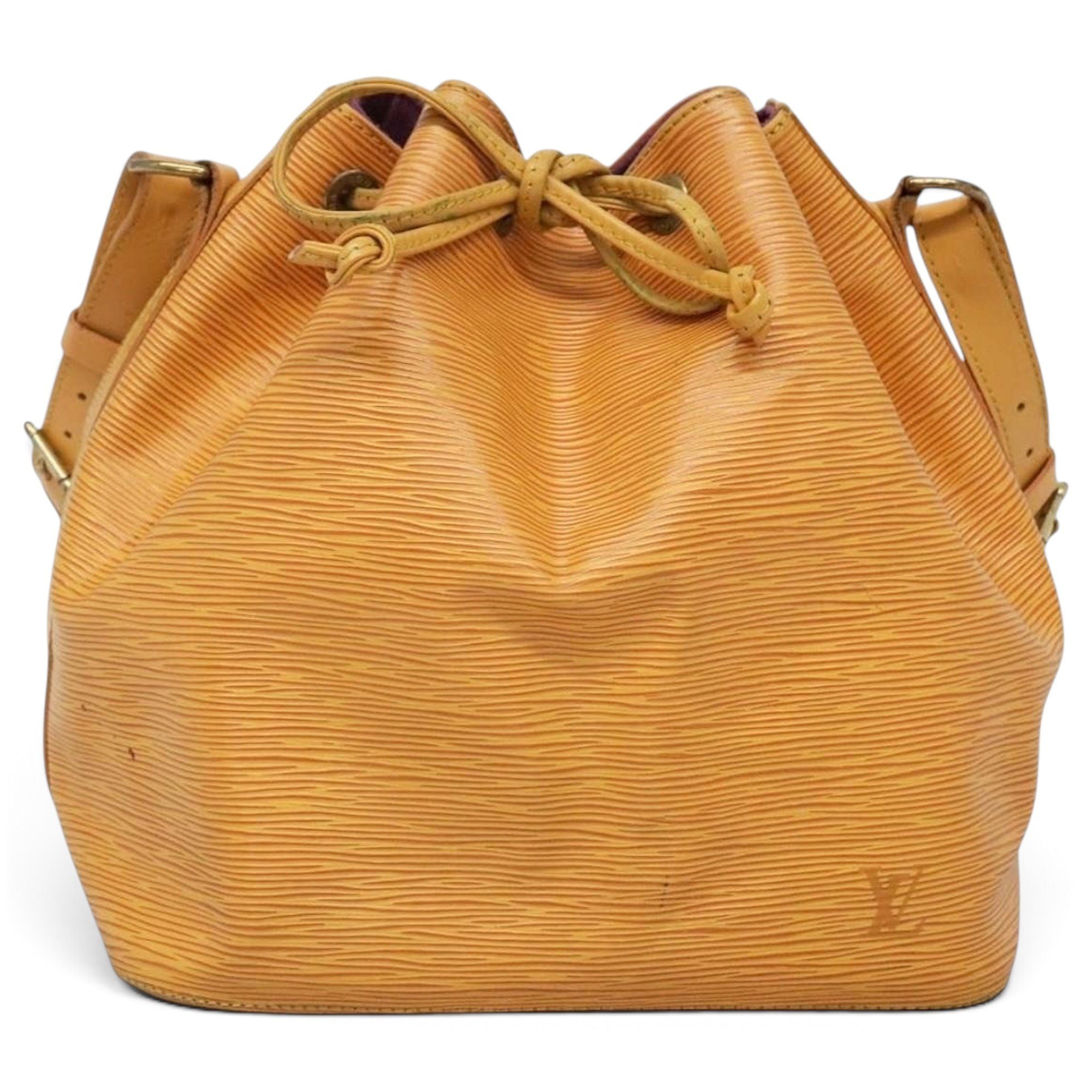 Noé leather handbag