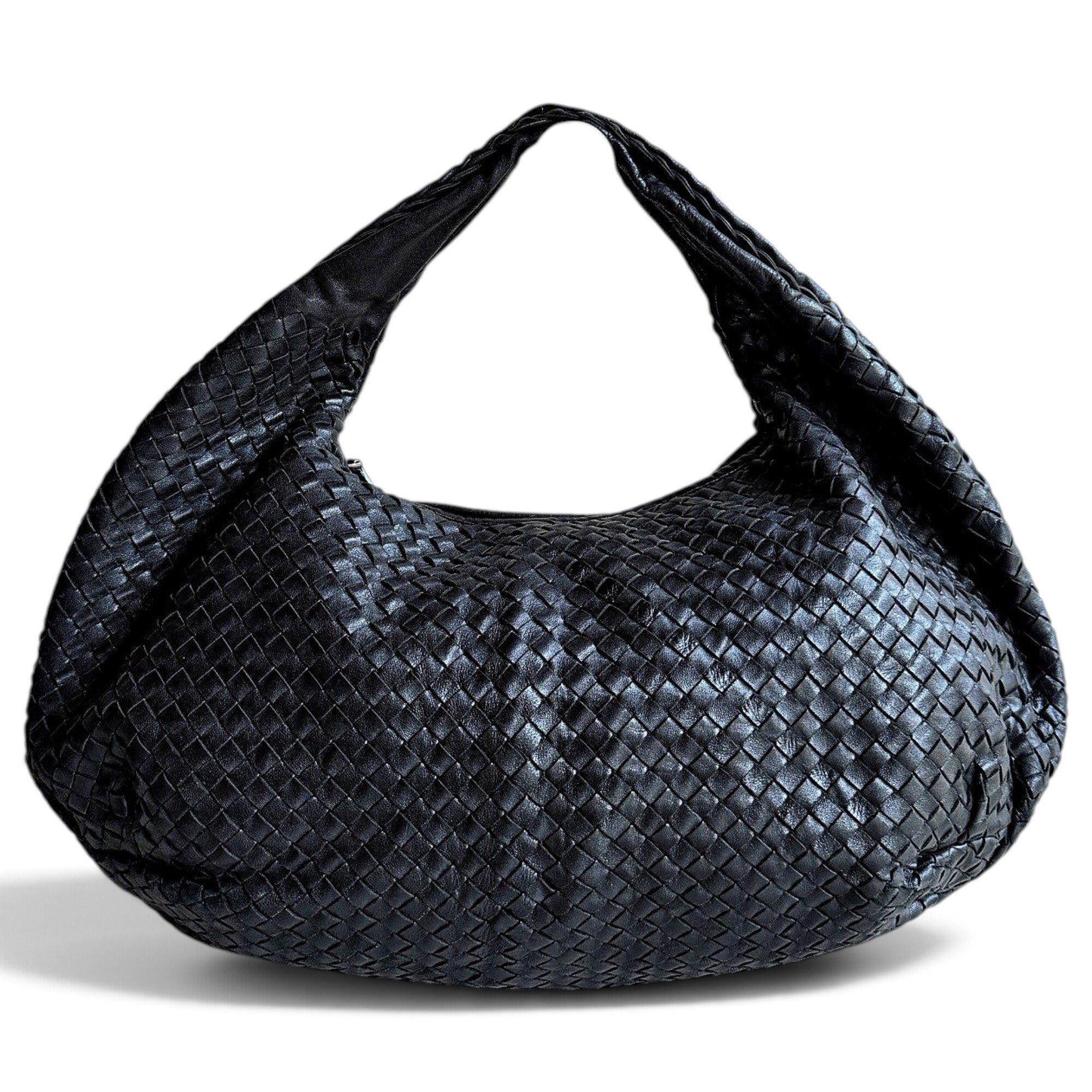 Veneta leather handbag