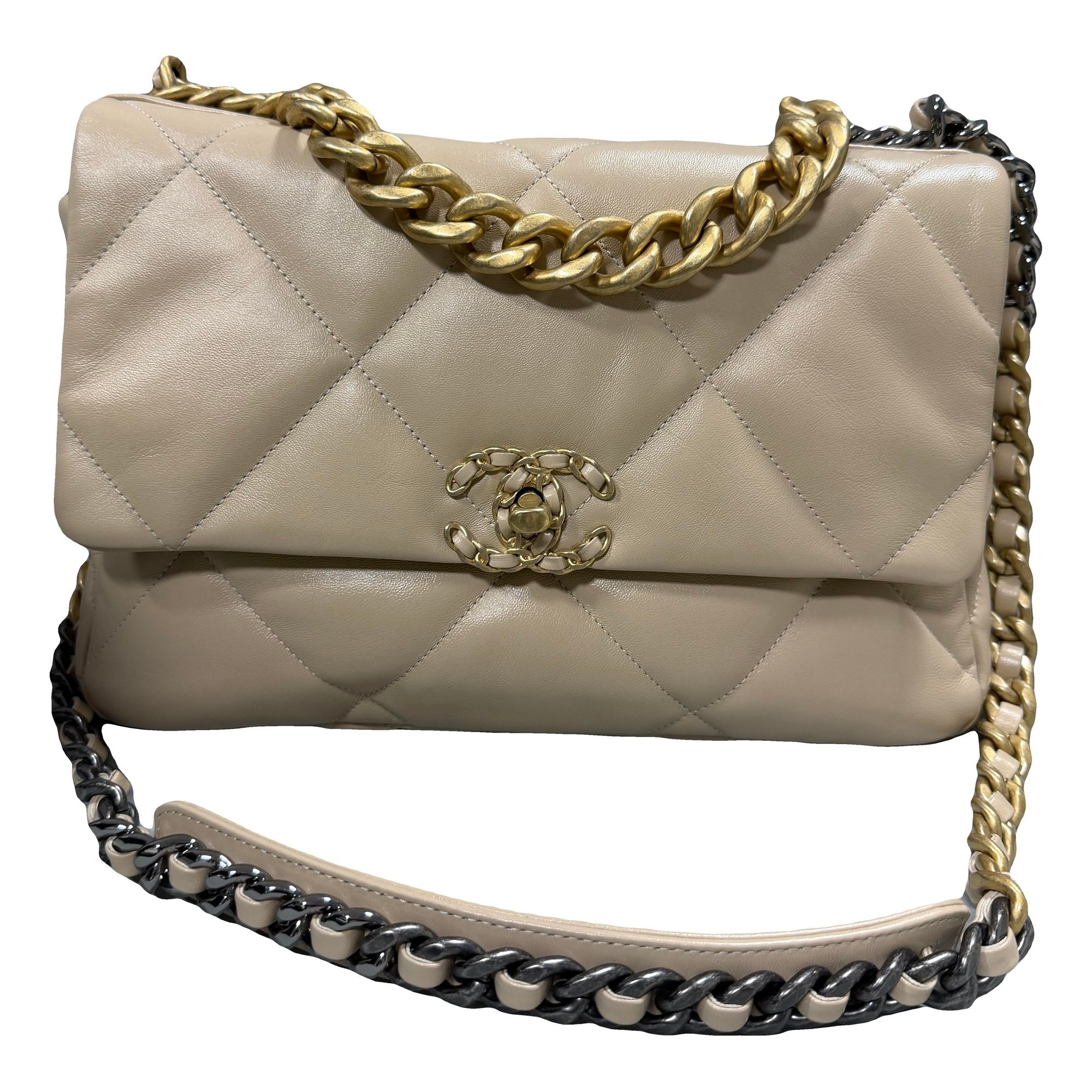 Chanel 19 leather handbag