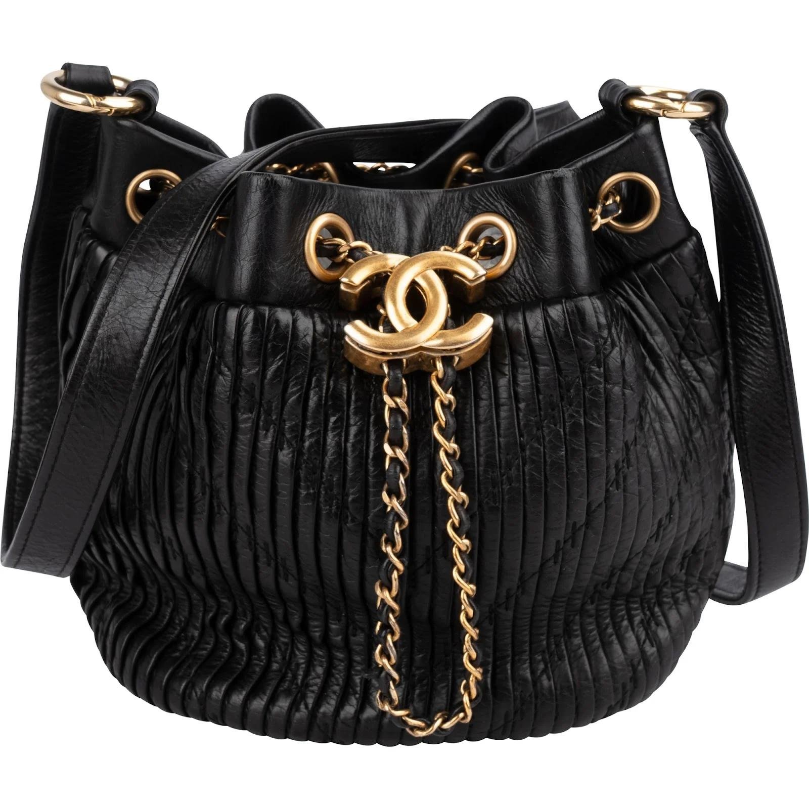 Gabrielle Bucket leather crossbody bag
