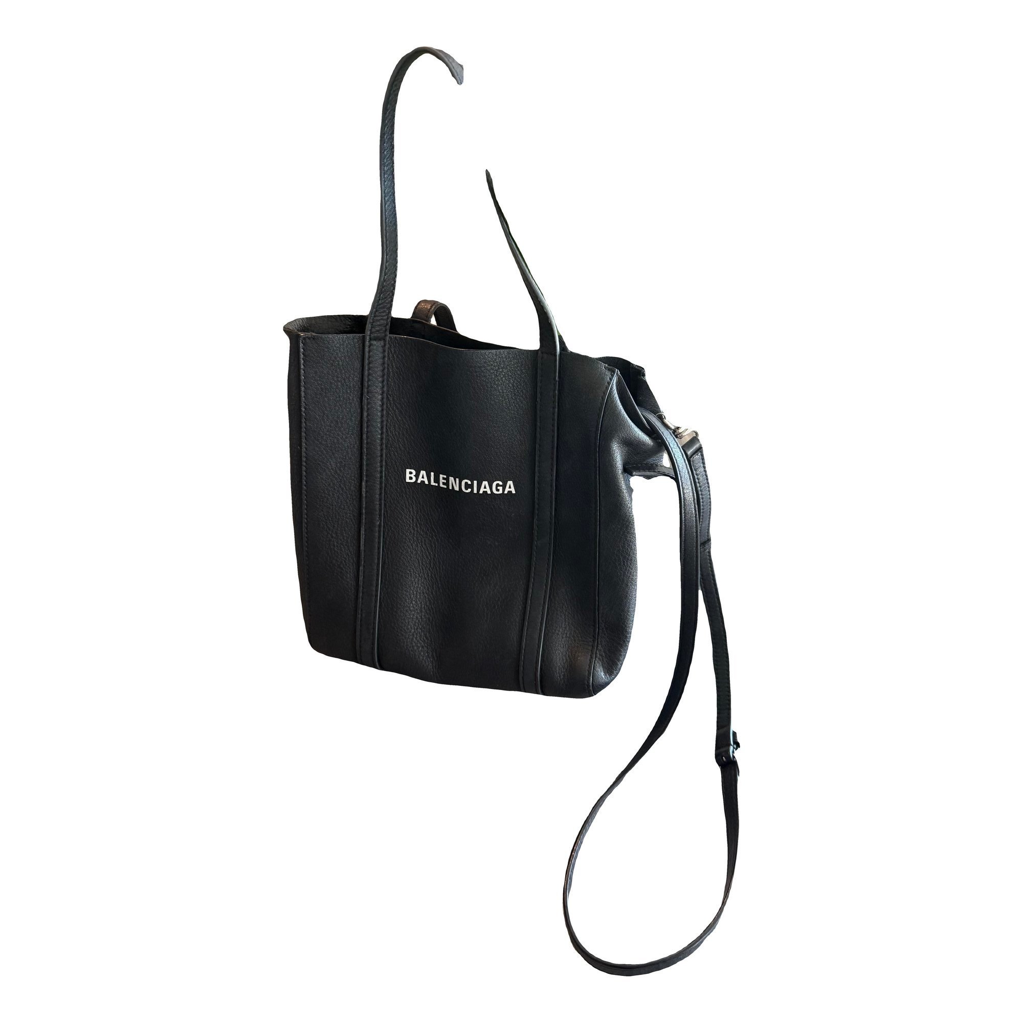 Everyday leather handbag