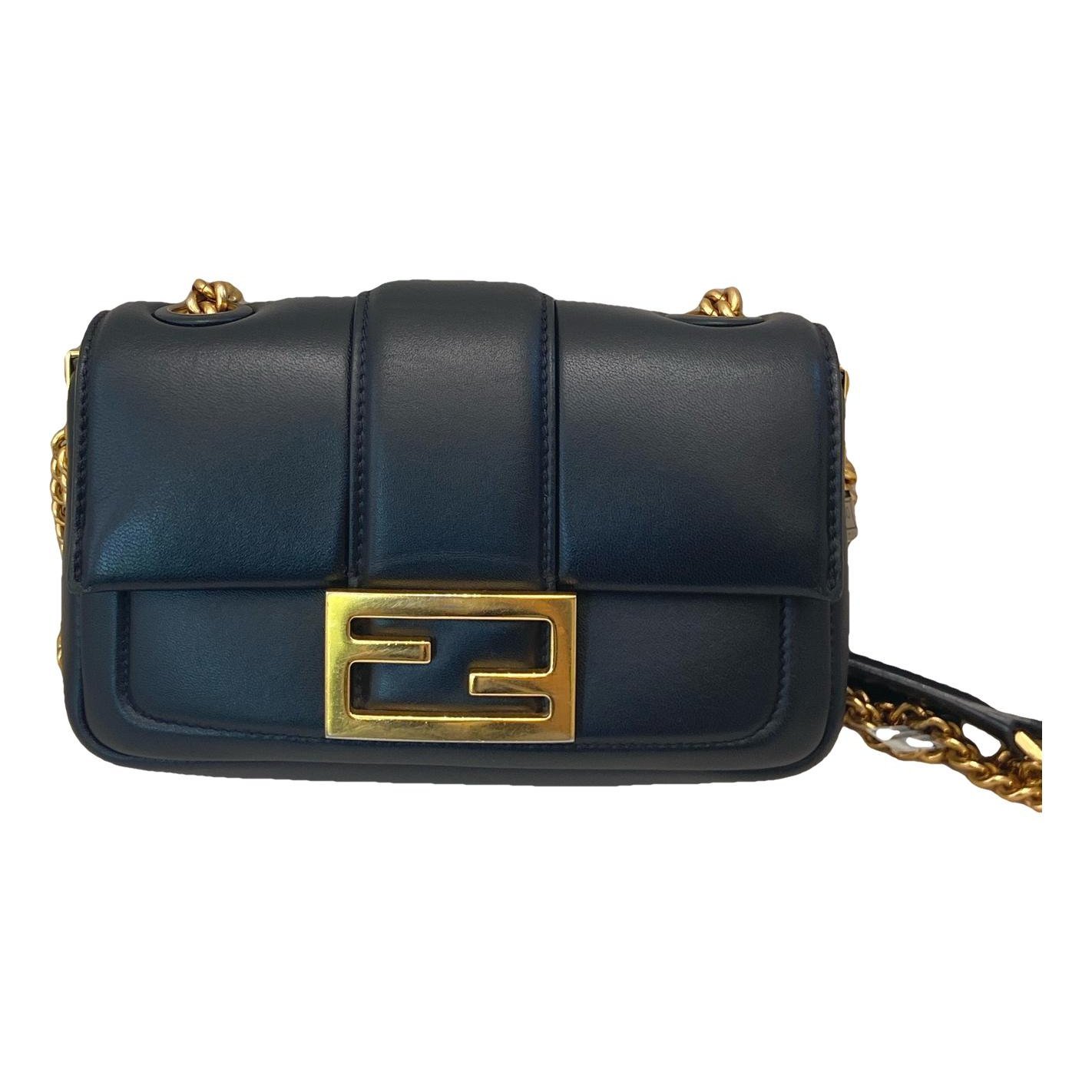 Baguette leather handbag