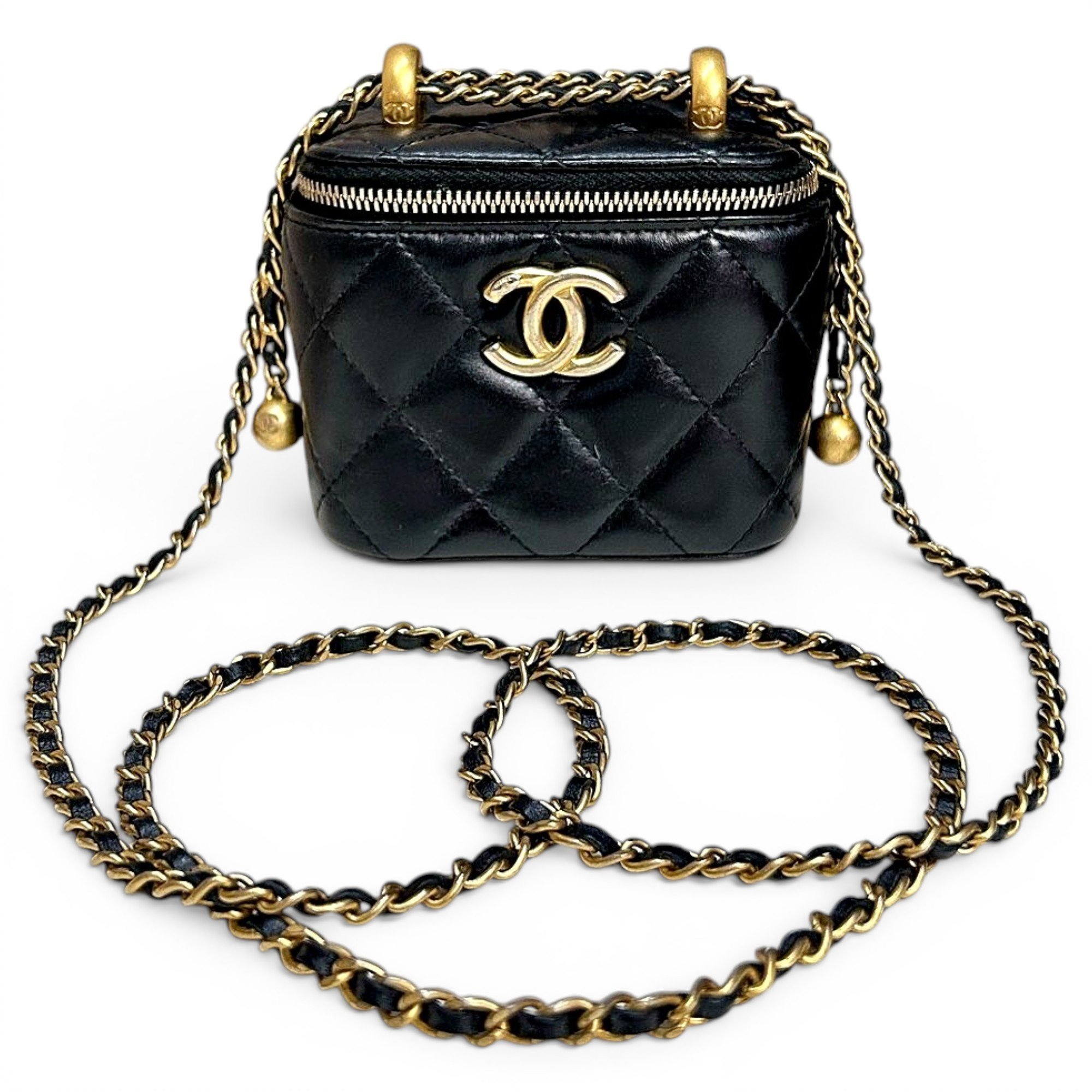 Trendy CC Vanity leather handbag