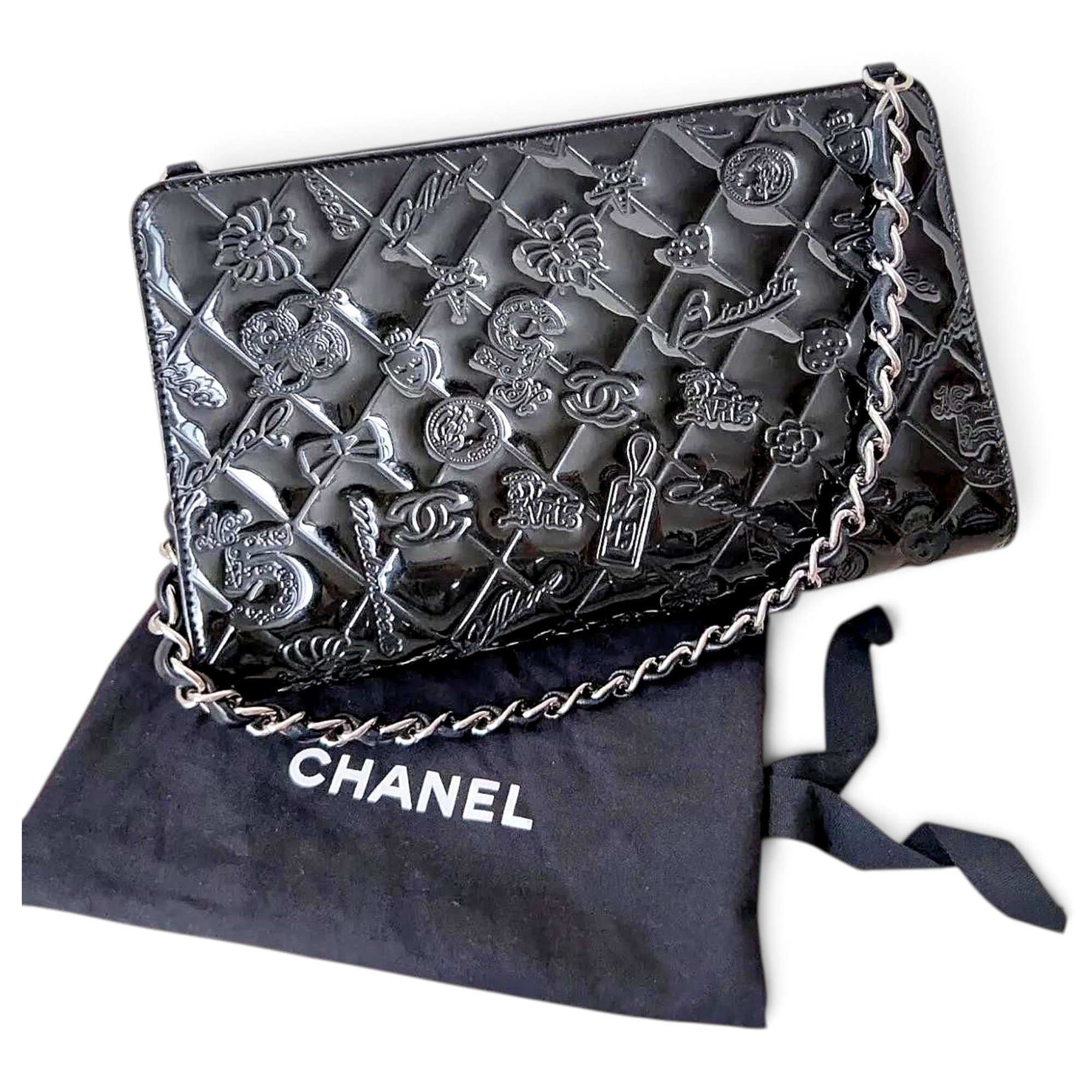 Patent leather handbag