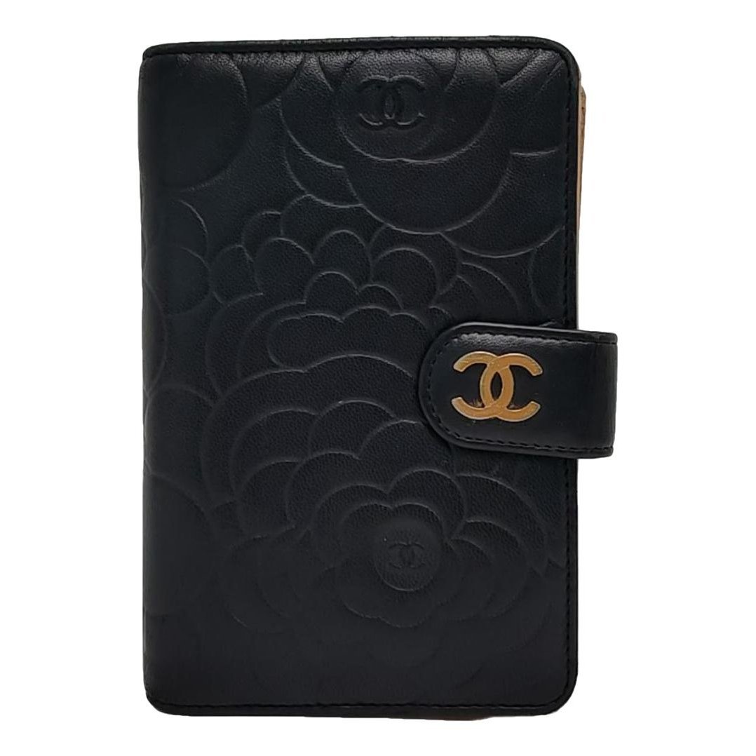 Chanel Leather clutch bag