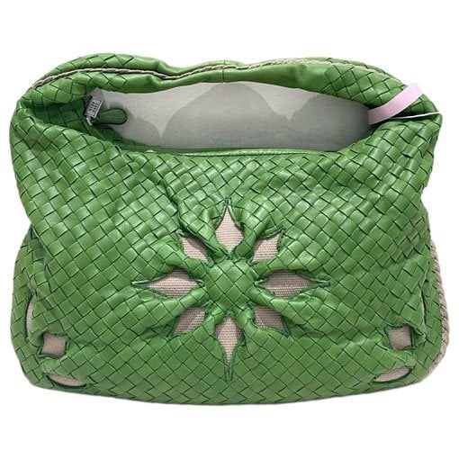 Veneta leather handbag
