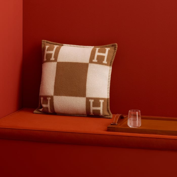 Avalon Pillow, Large Model