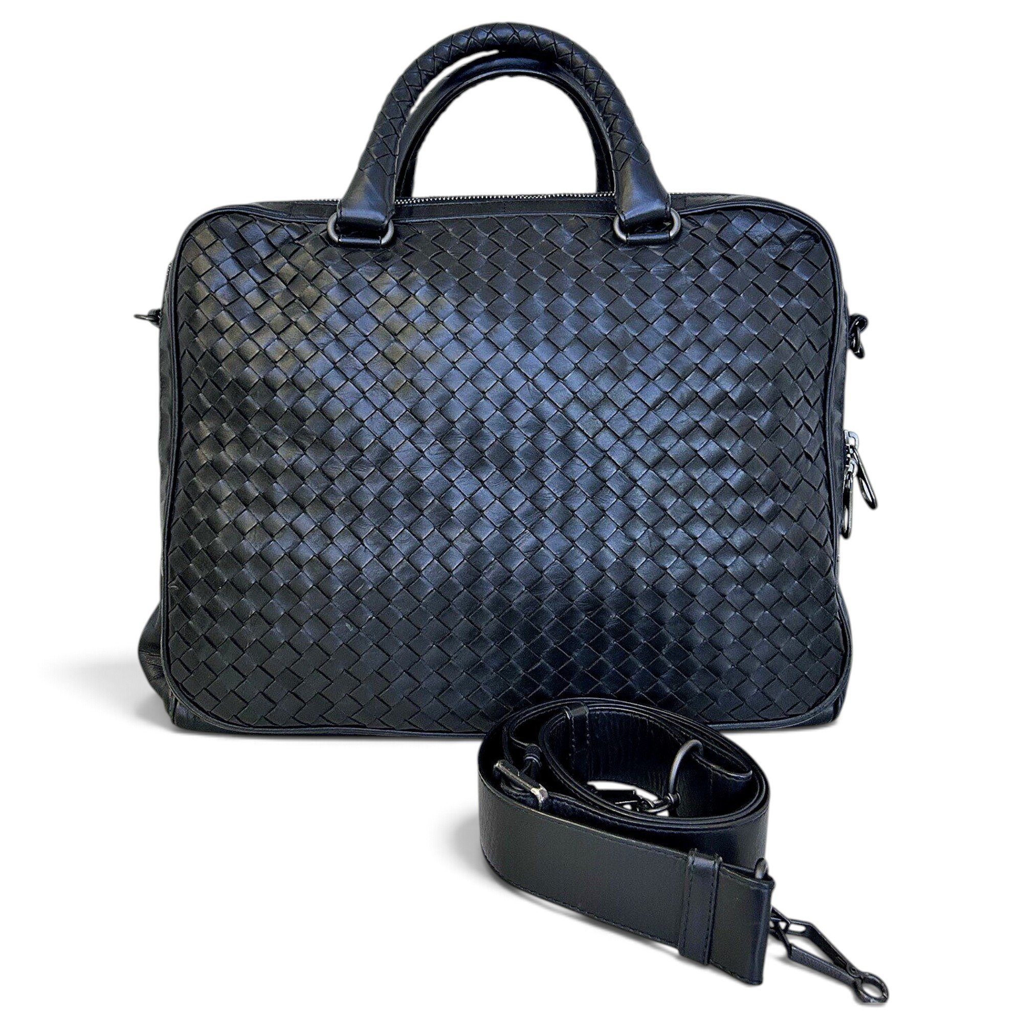 Leather handbag