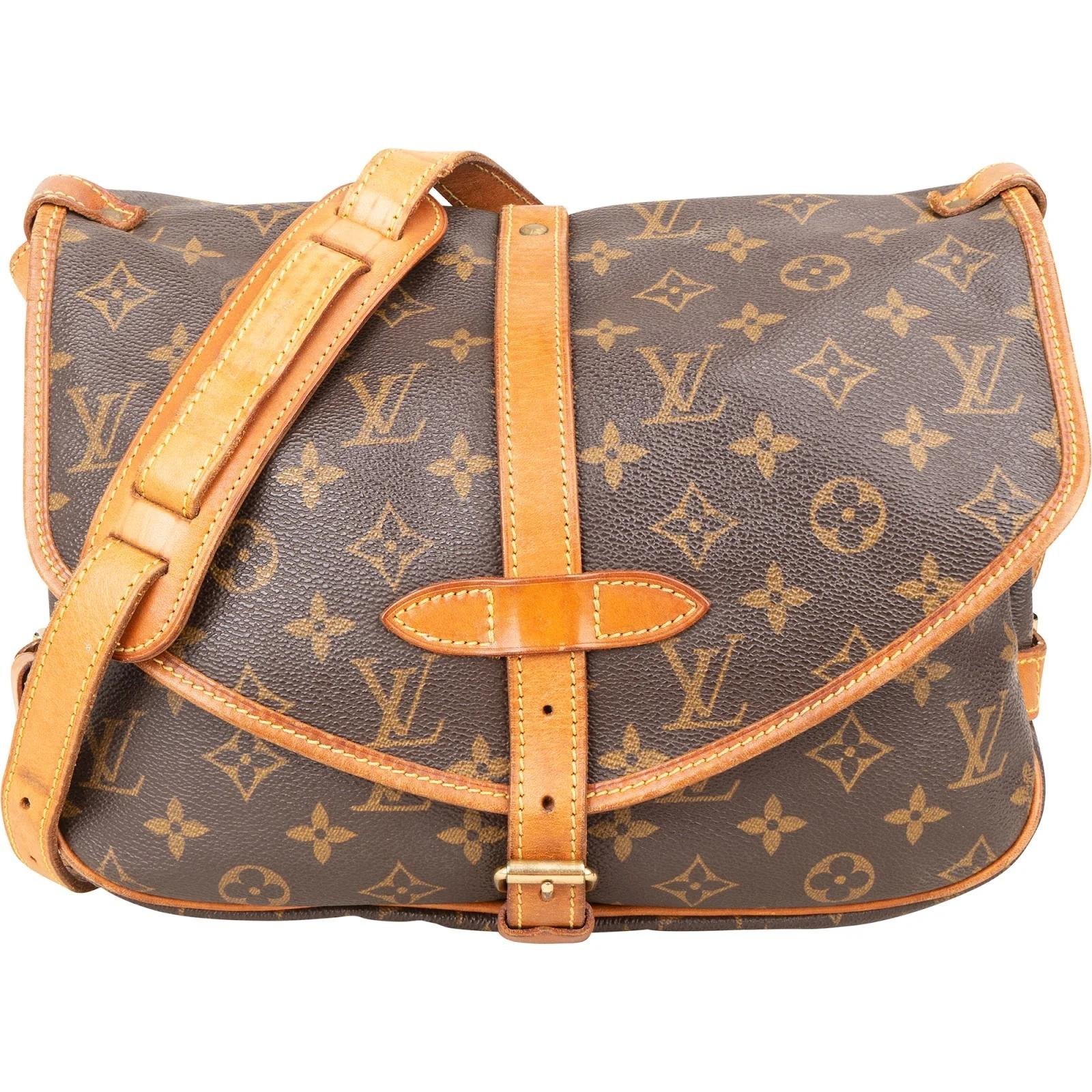 Saumur leather crossbody bag