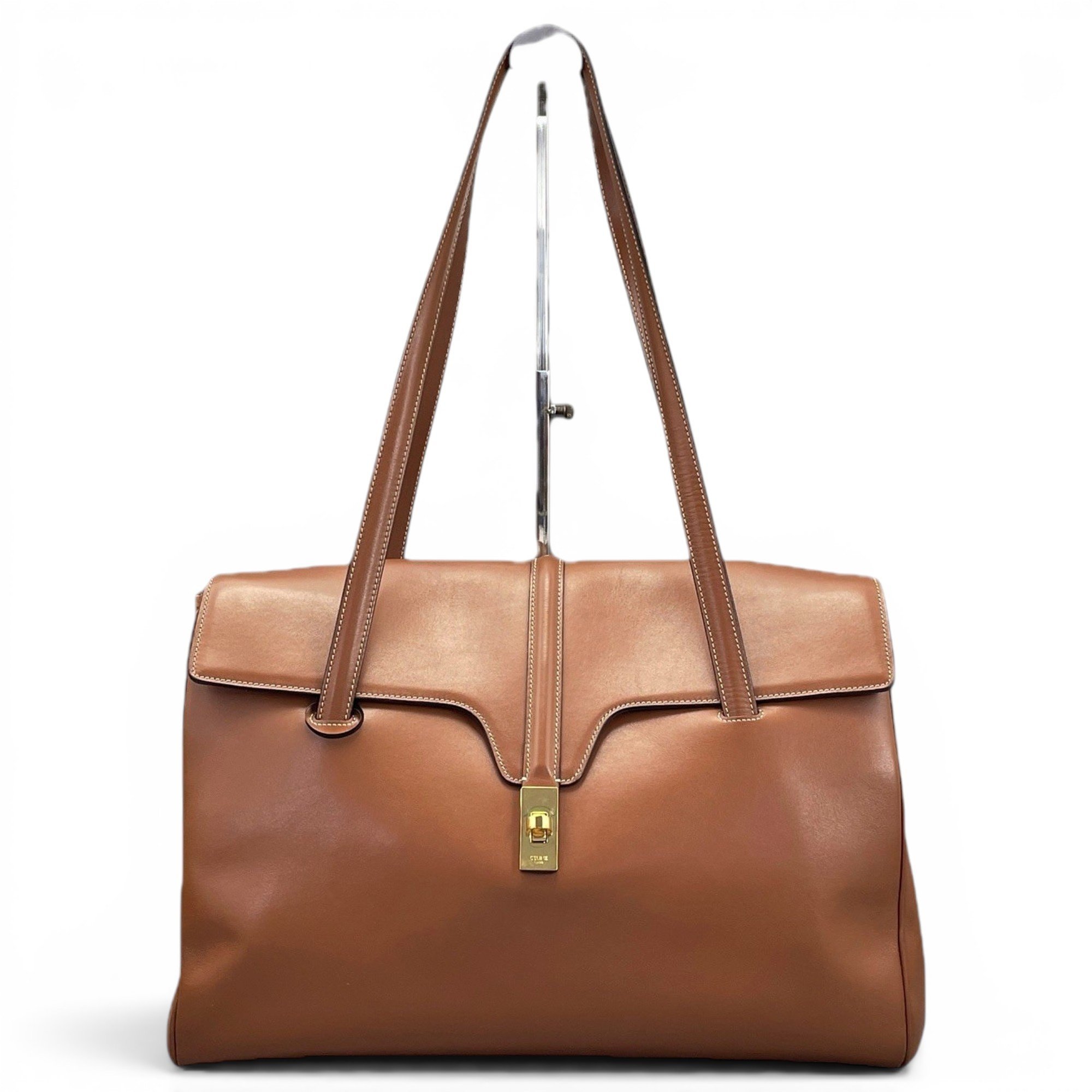 Sac 16 leather handbag