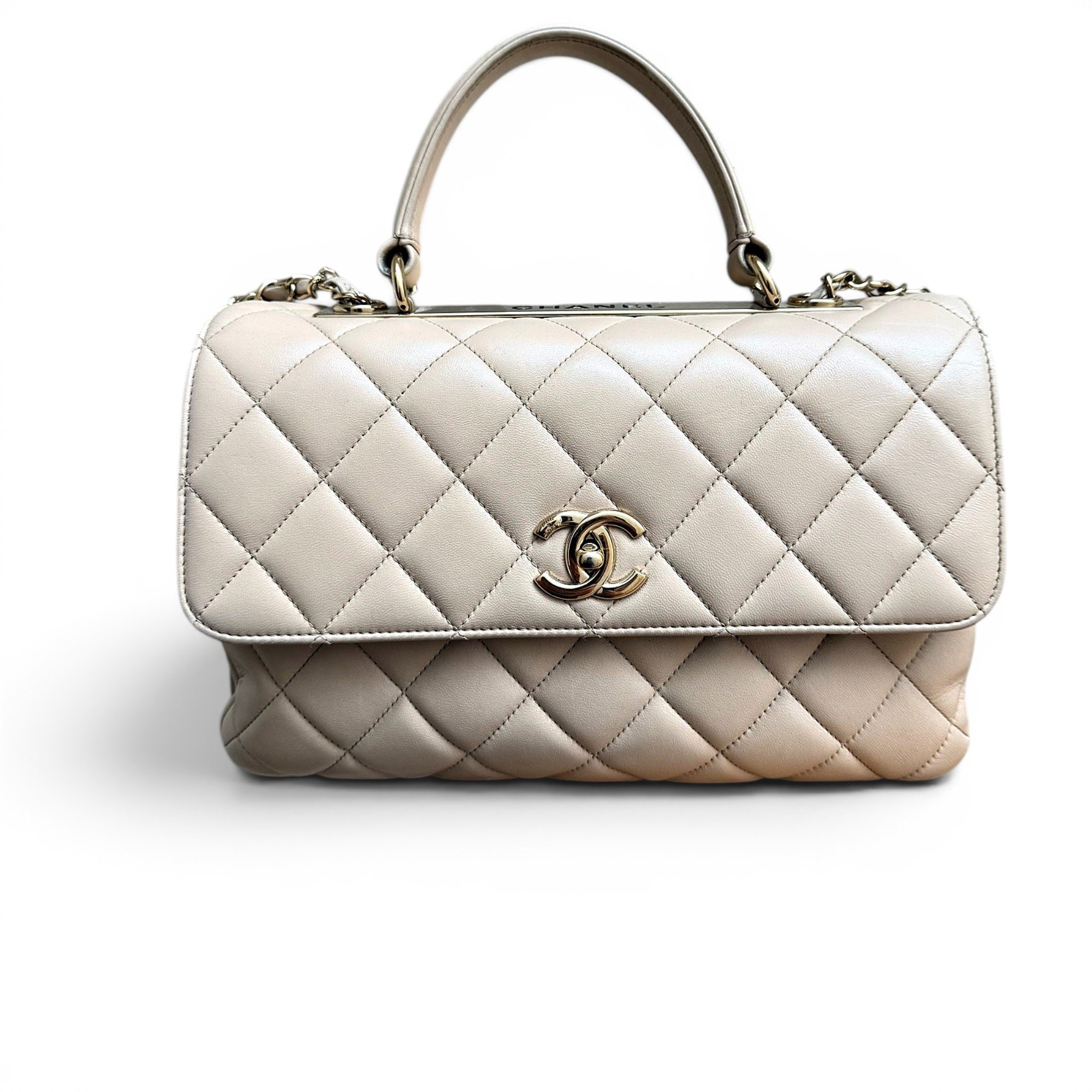 Trendy CC leather handbag