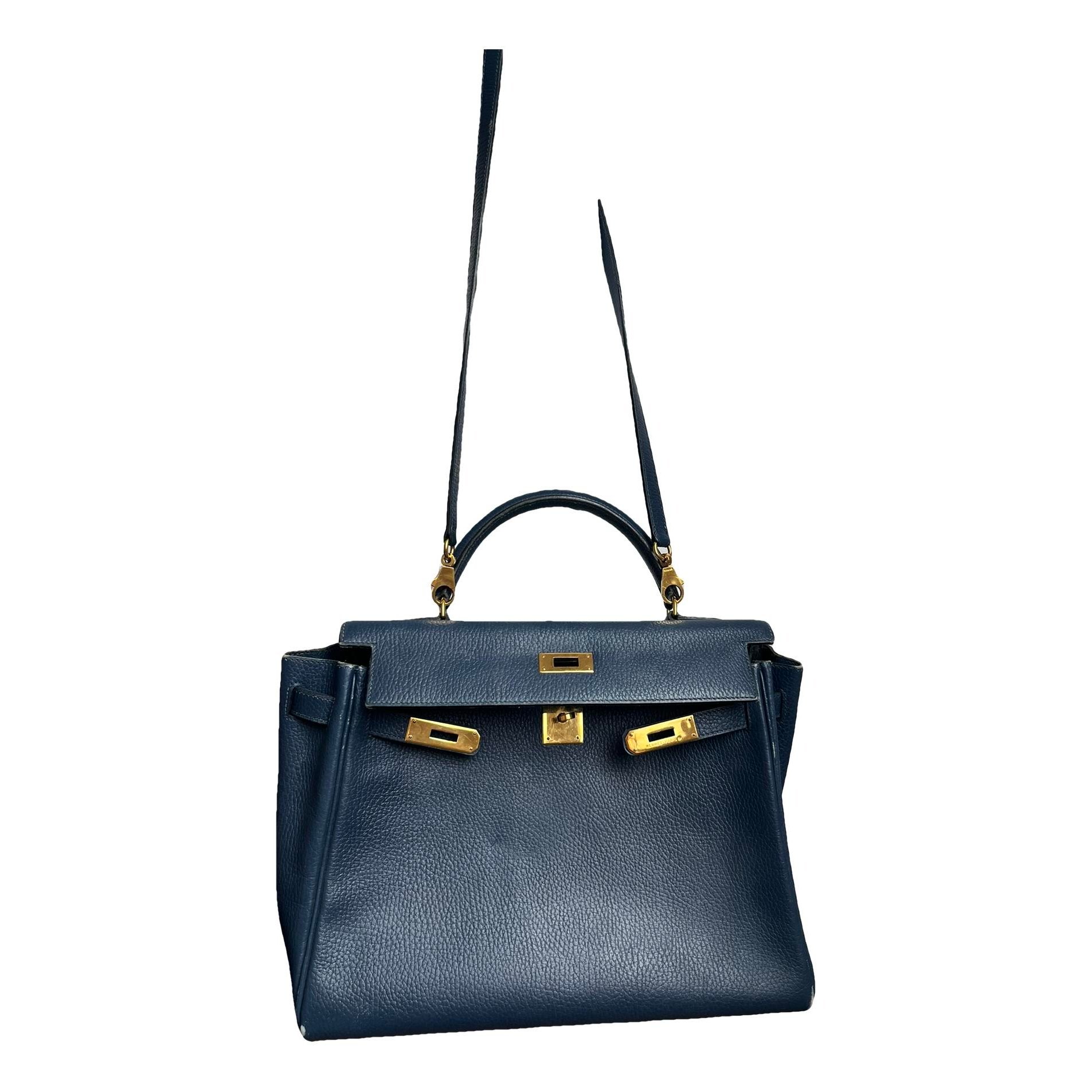 Kelly 32 leather handbag