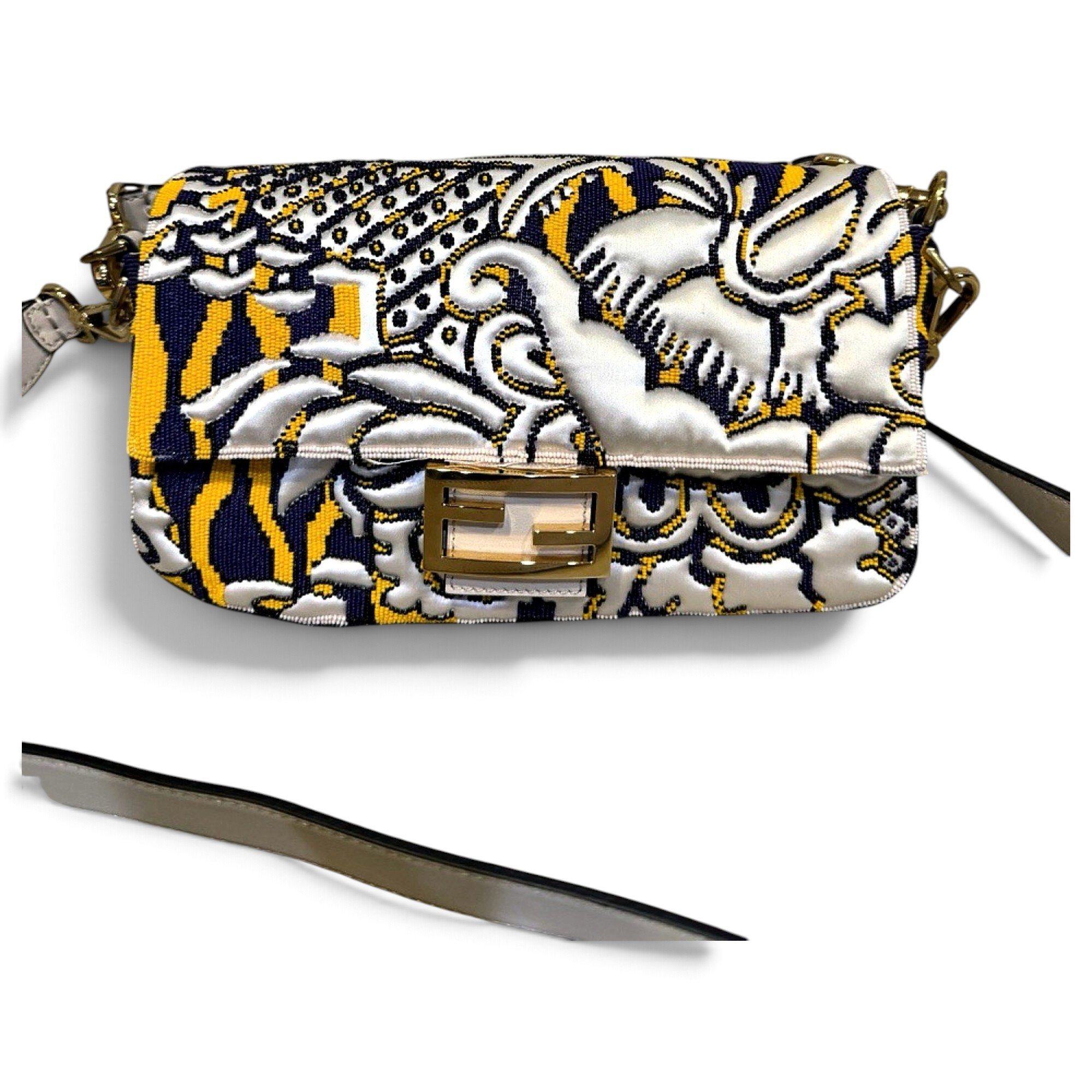 Baguette cloth handbag