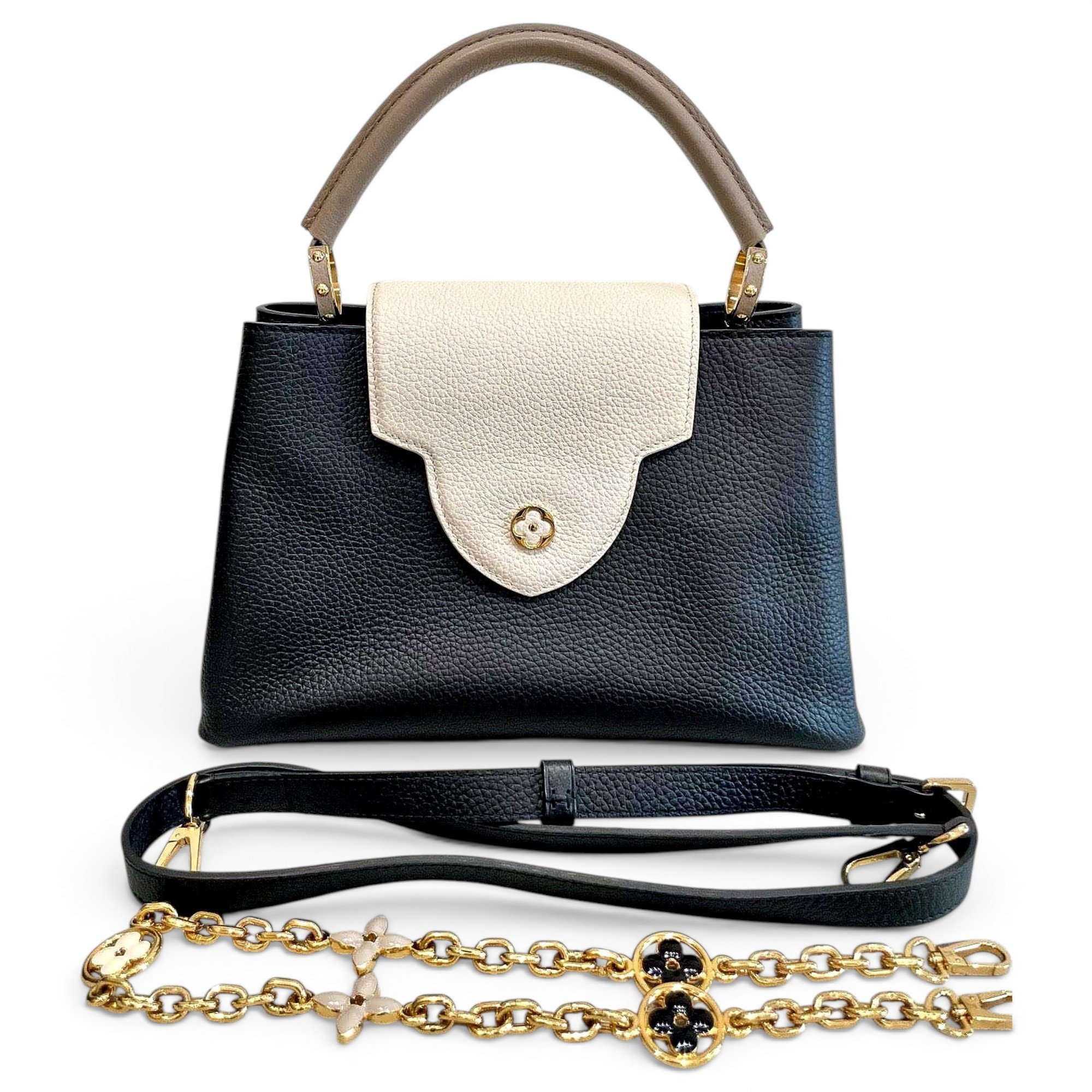 Capucines leather handbag