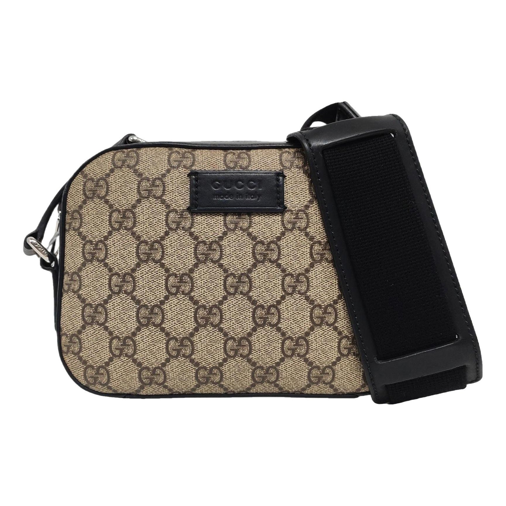 Leather crossbody bag