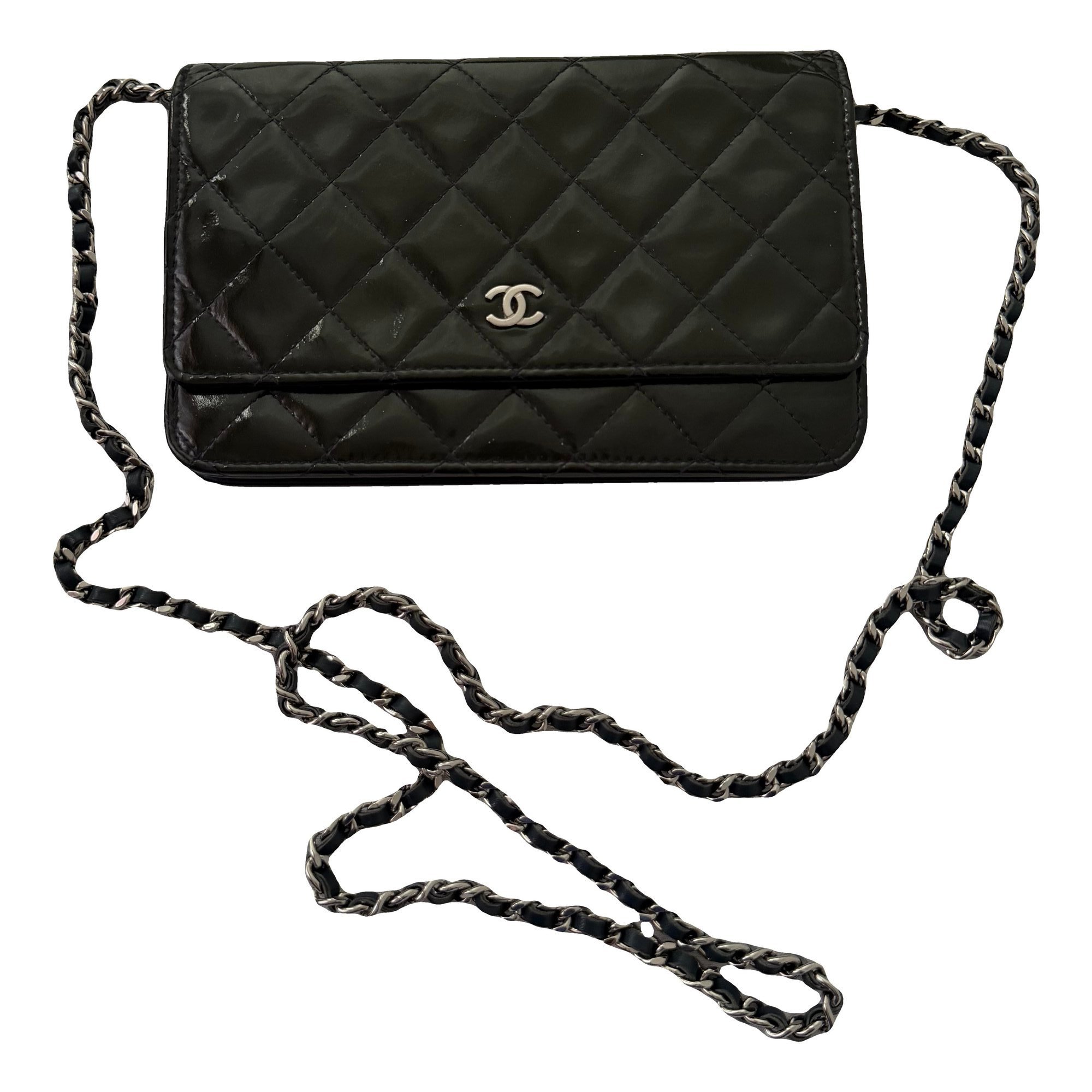 Wallet On Chain Timeless/Classique patent leather handbag