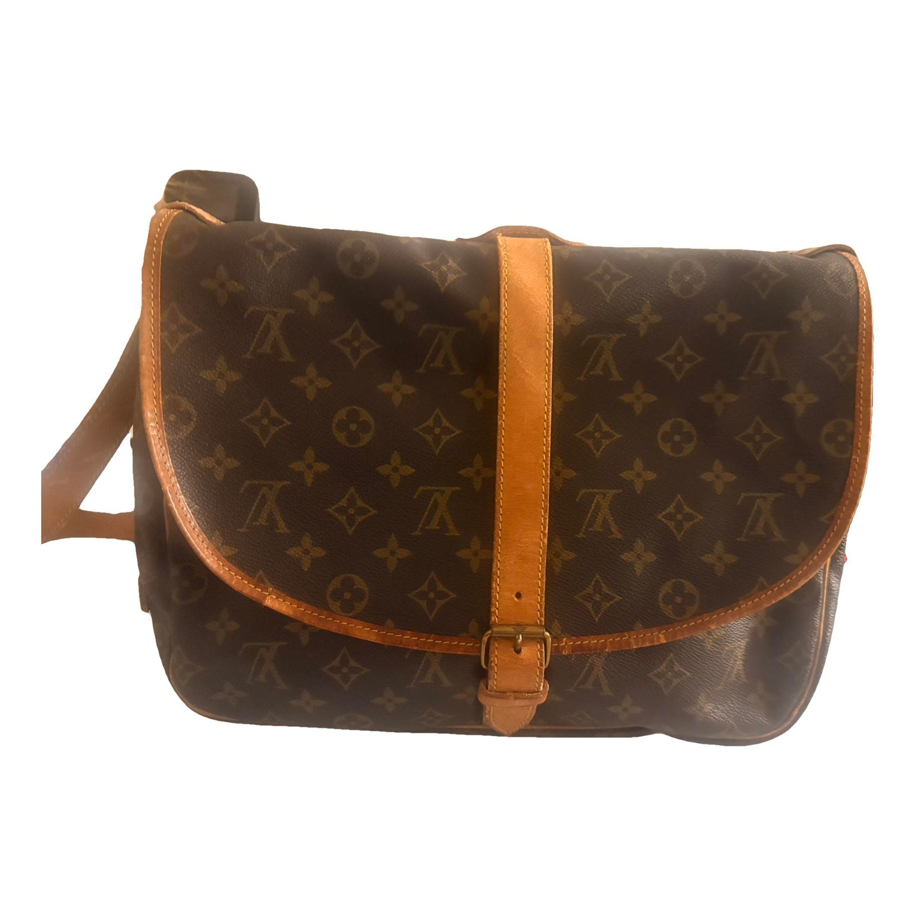 Saumur leather crossbody bag