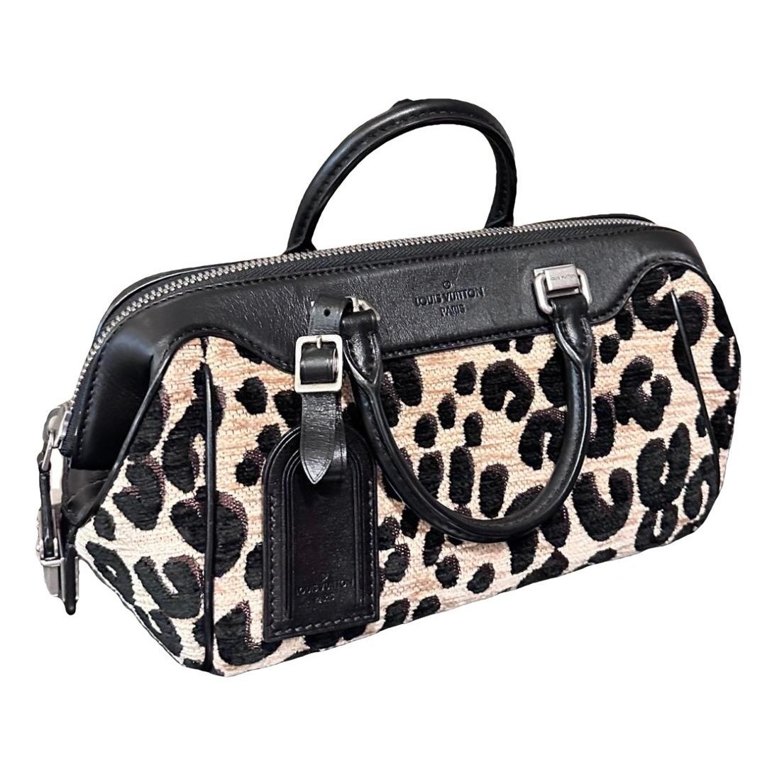 Cloth handbag