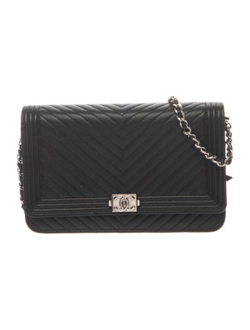 Chevron Boy Wallet On Chain