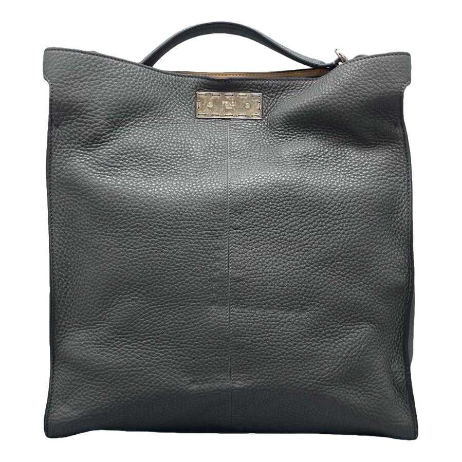 Peekaboo X-Lite leather handbag
