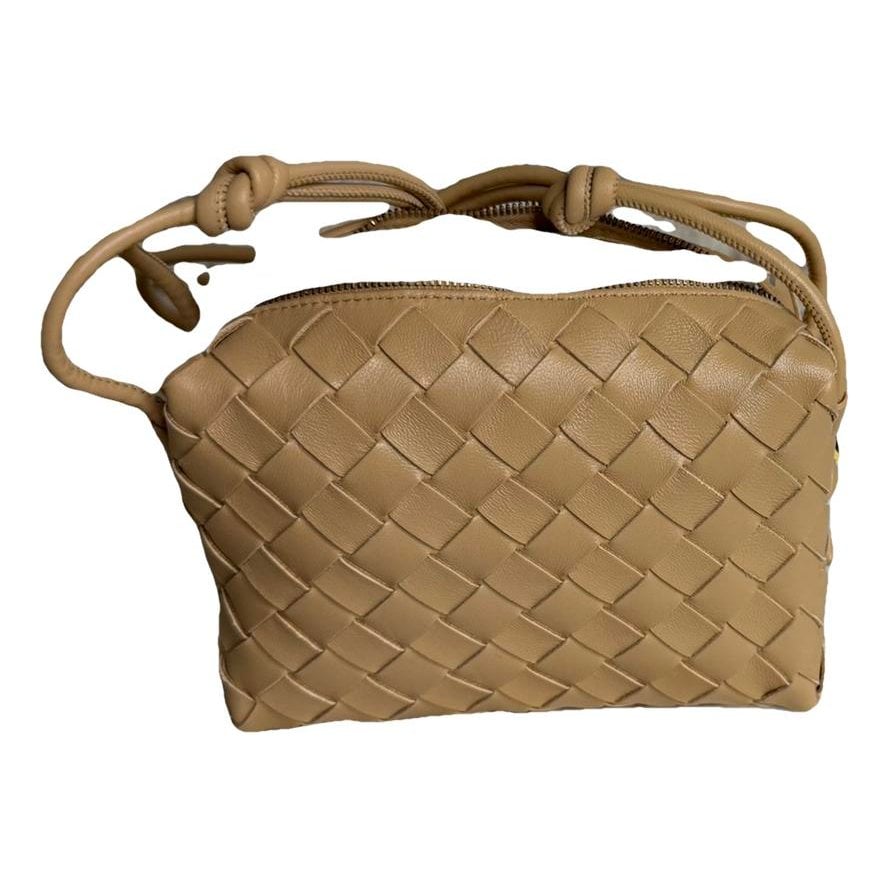 Loop leather crossbody bag