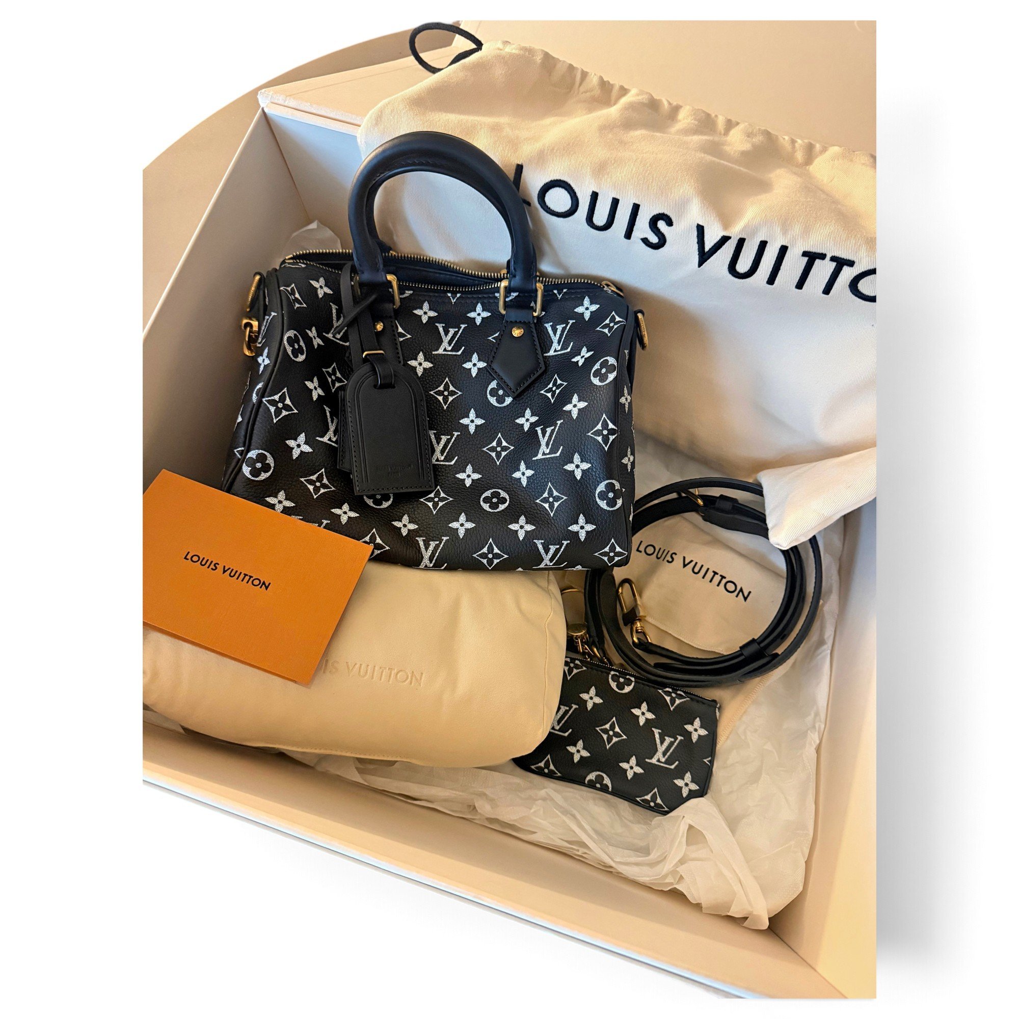 Speedy Bandoulière leather crossbody bag