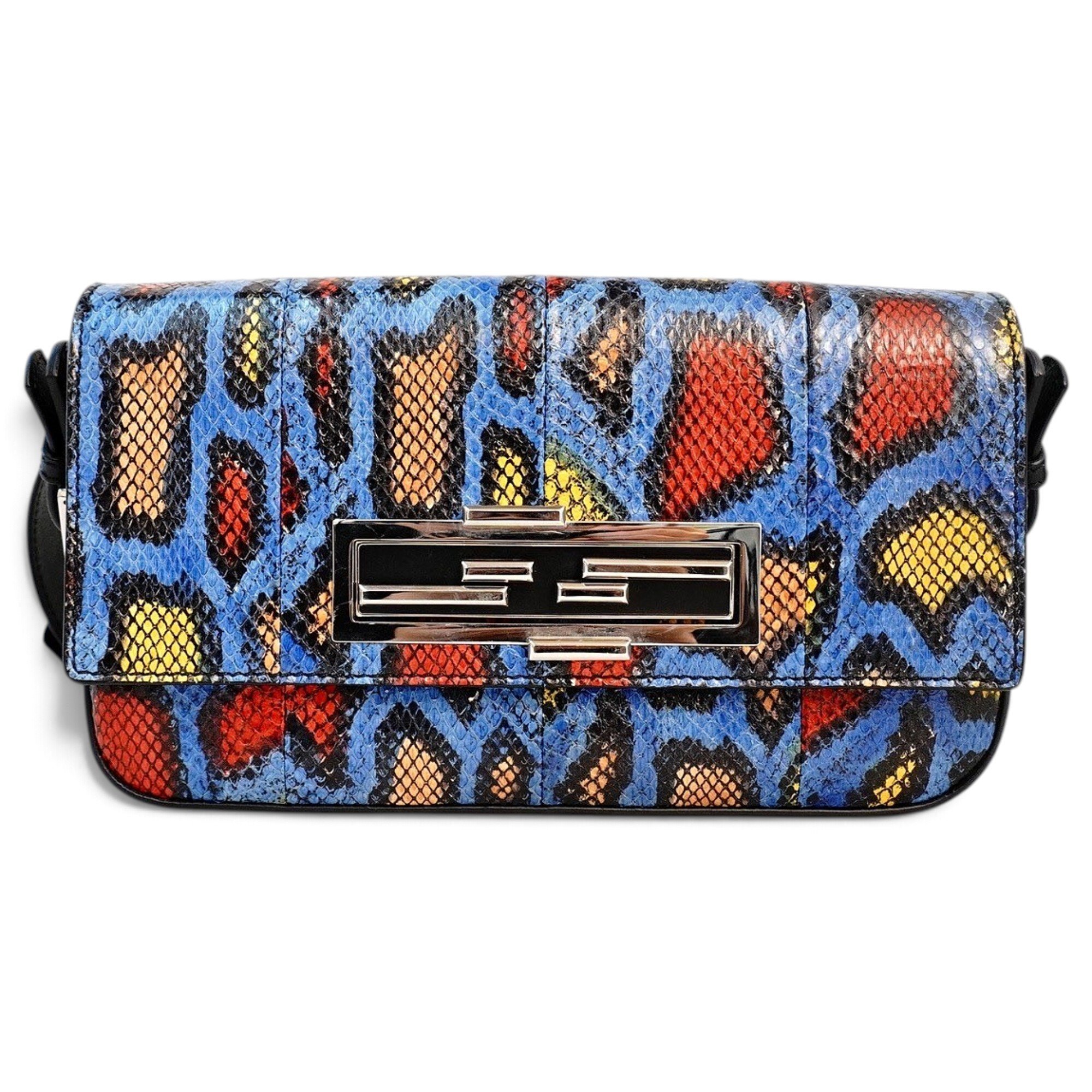 Baguette leather handbag