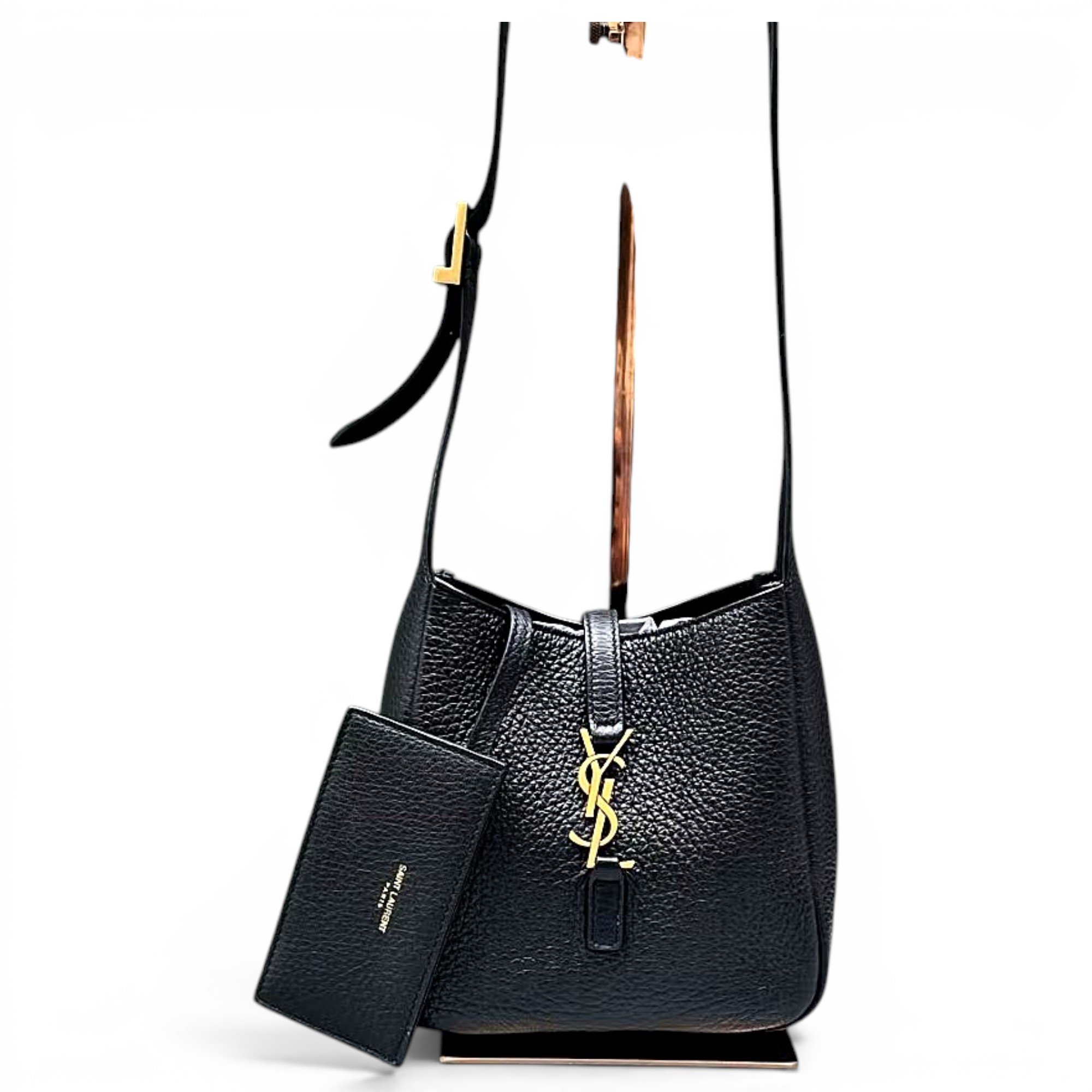 Le 5 à 7 leather handbag