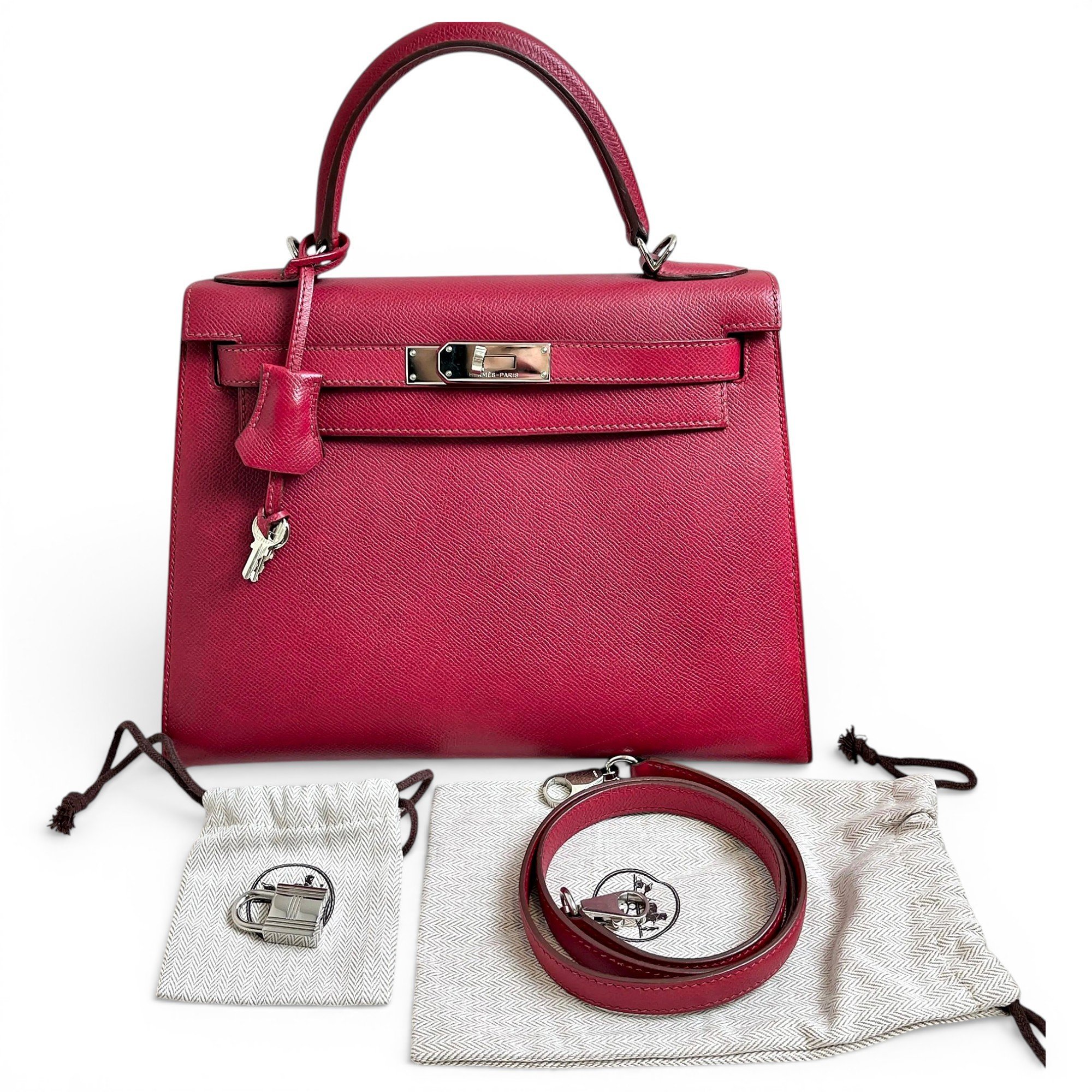Kelly 28 leather handbag