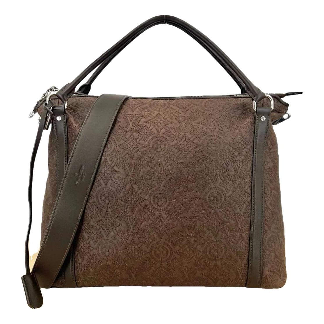 Leather tote