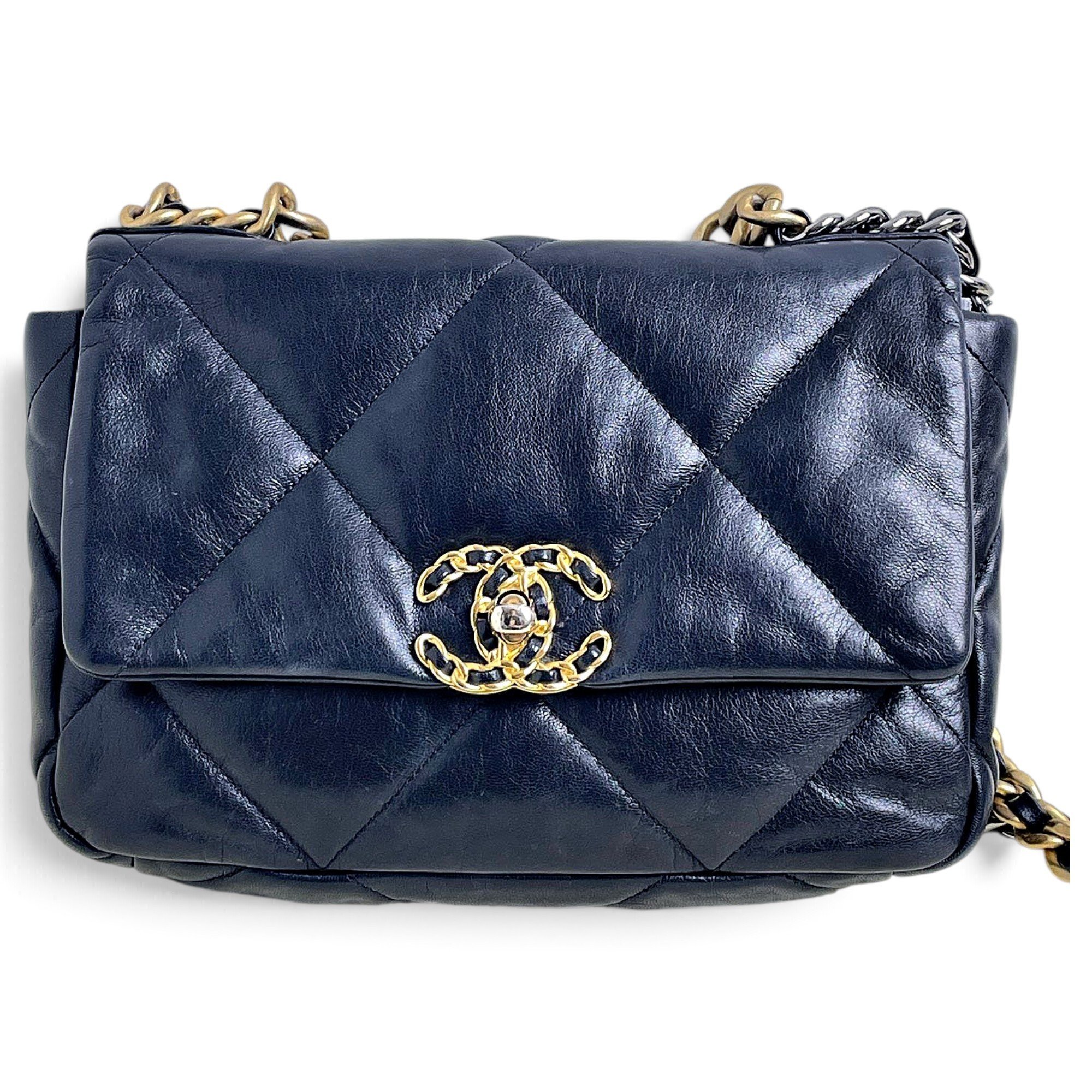 Chanel 19 leather handbag