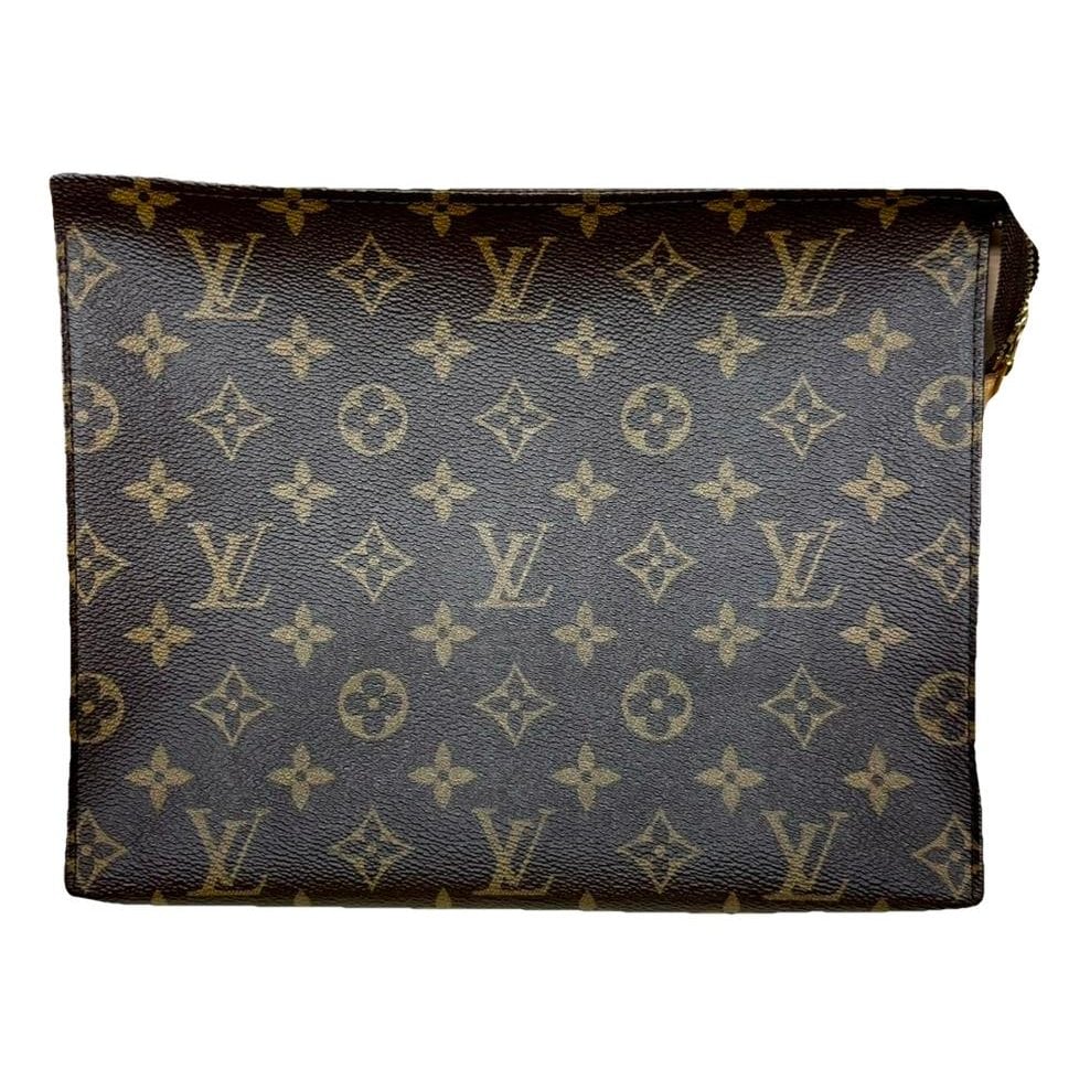 Leather clutch bag
