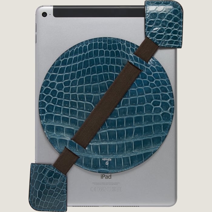 Bleu Tablet Holder