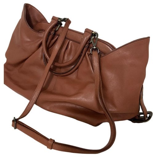 Leather handbag