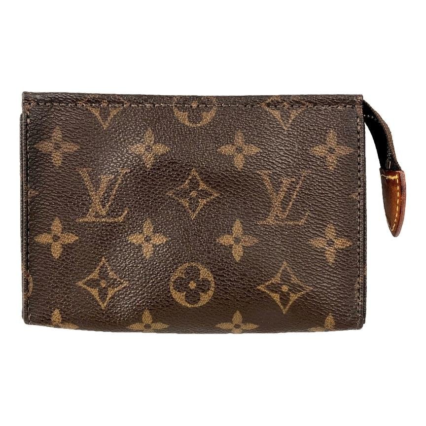 Louis Vuitton Poche toilette cloth vanity case