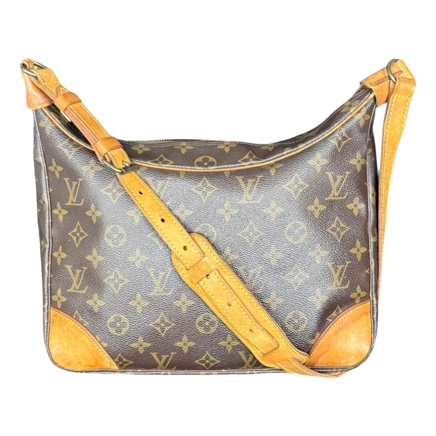 Boulogne leather crossbody bag