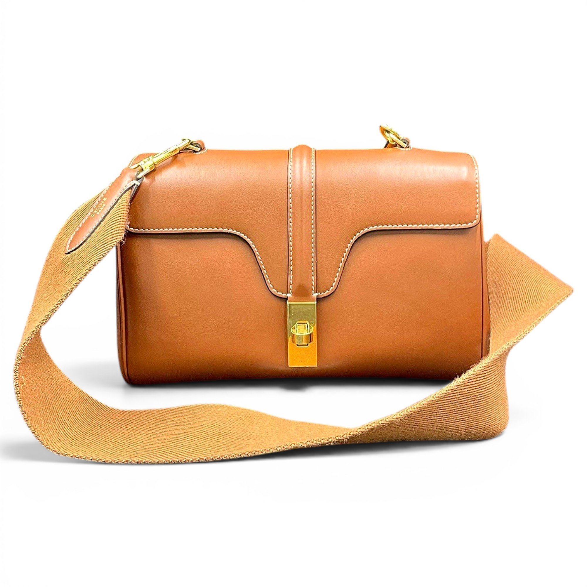 Sac 16 leather handbag