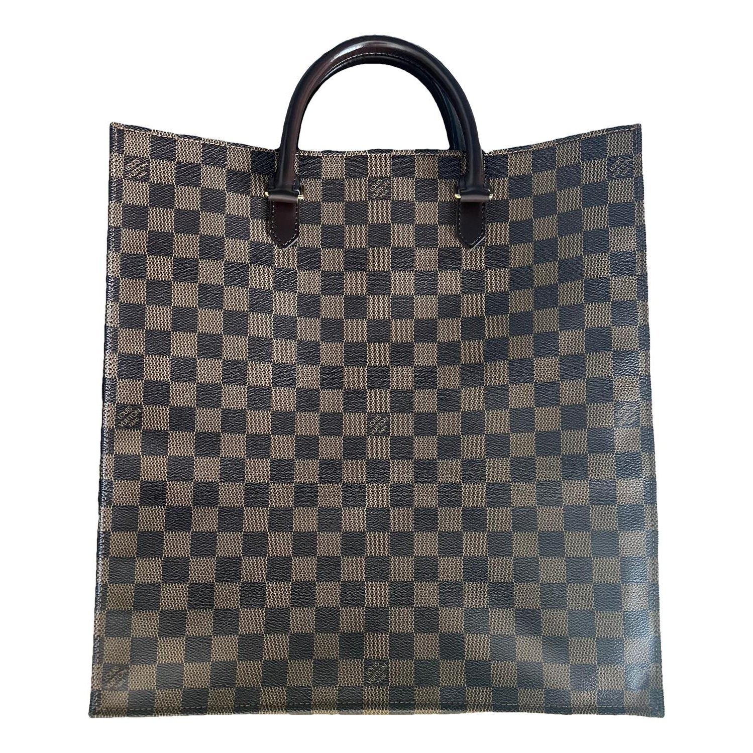 Louis Vuitton Leather handbag