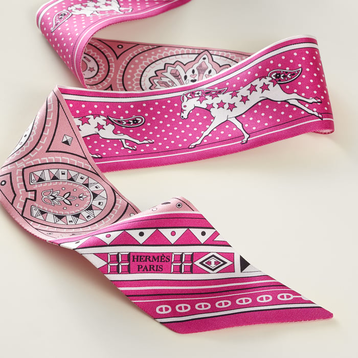 Cheval De Coeur Bandana 트윌리