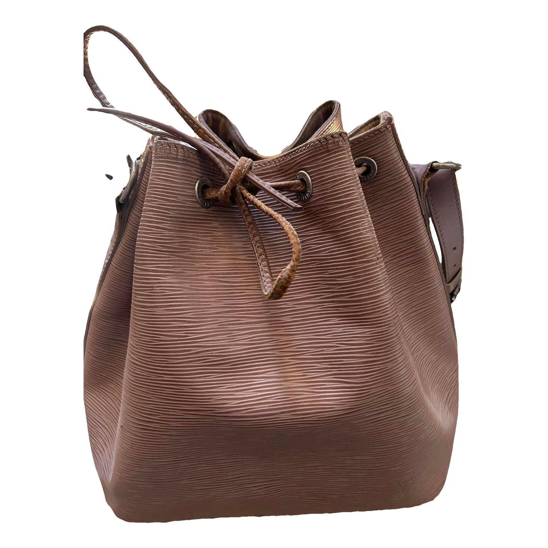 Noé leather handbag