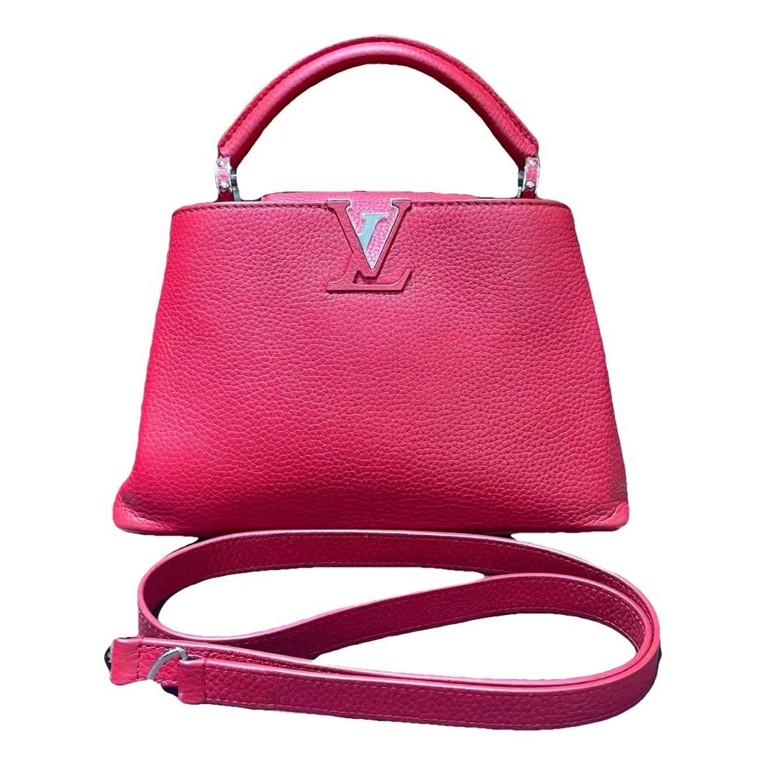Capucines leather handbag