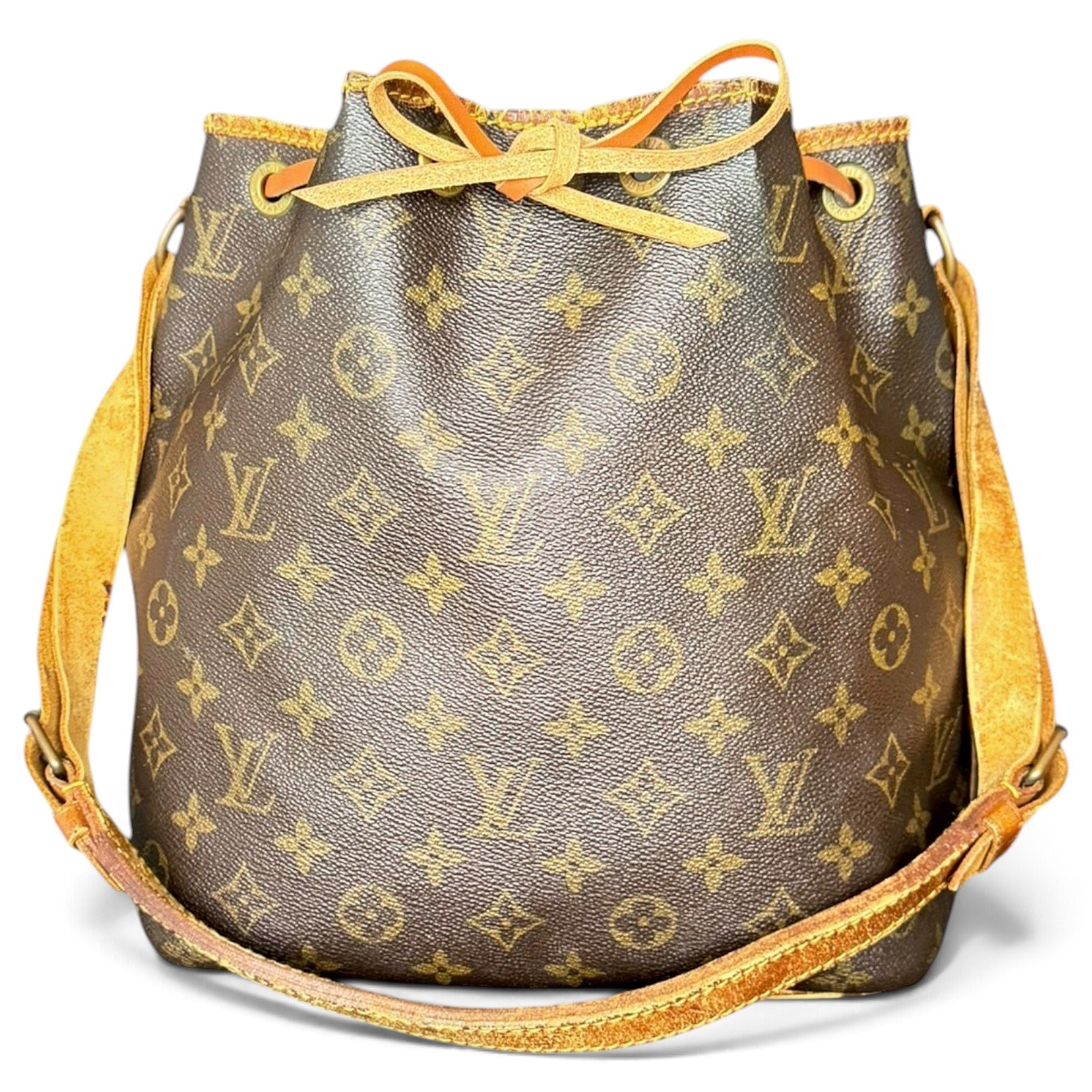 Noé leather handbag