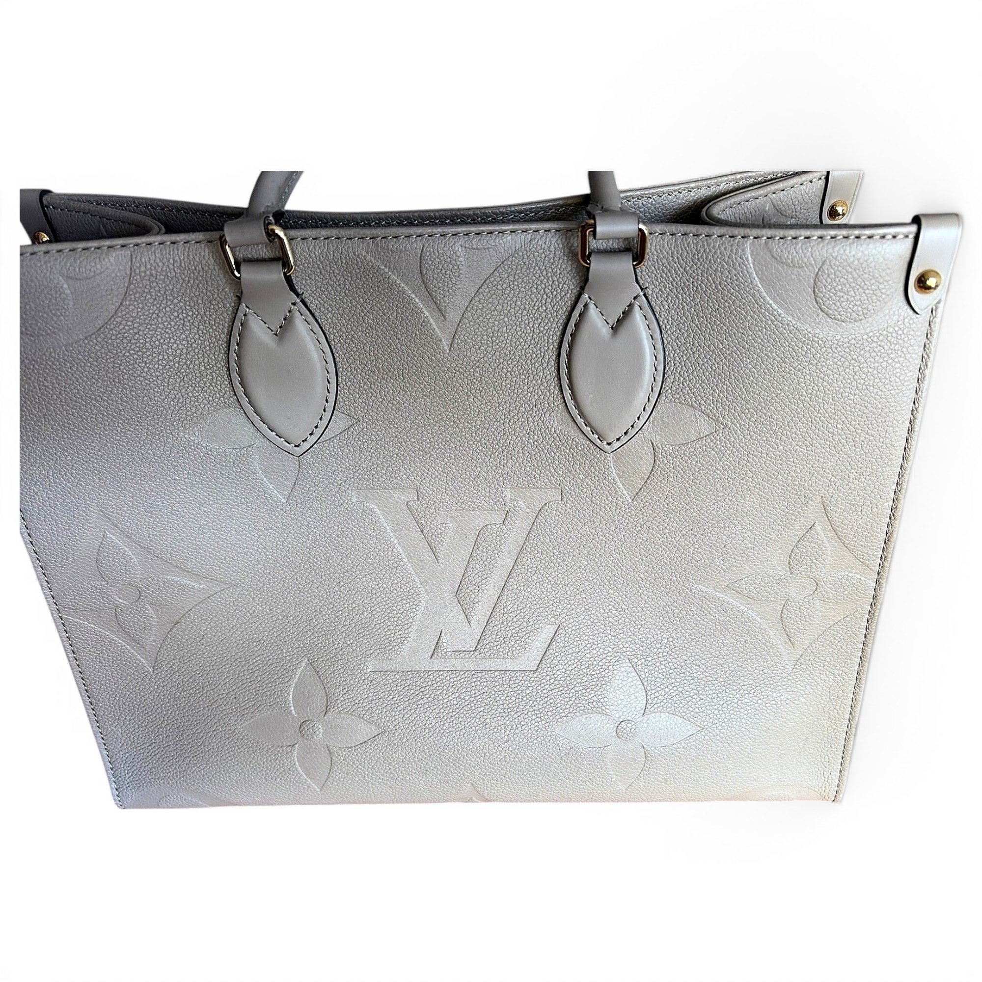 Onthego leather tote